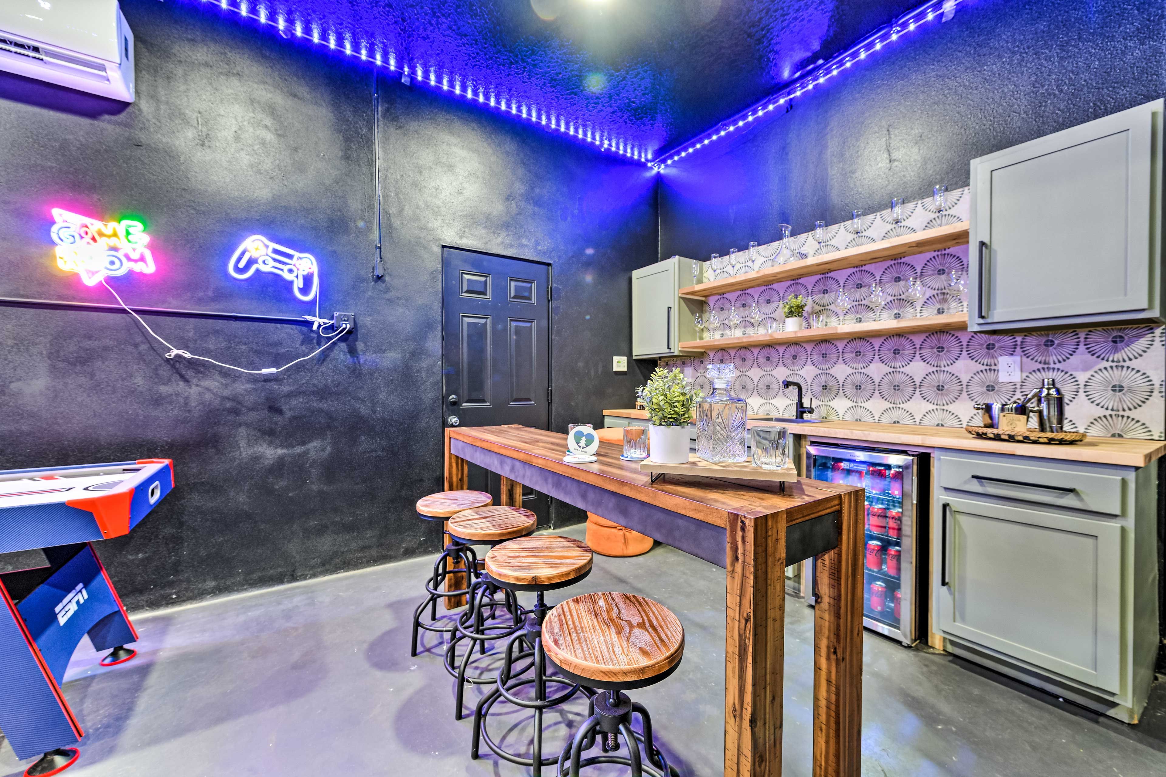 Wet Bar