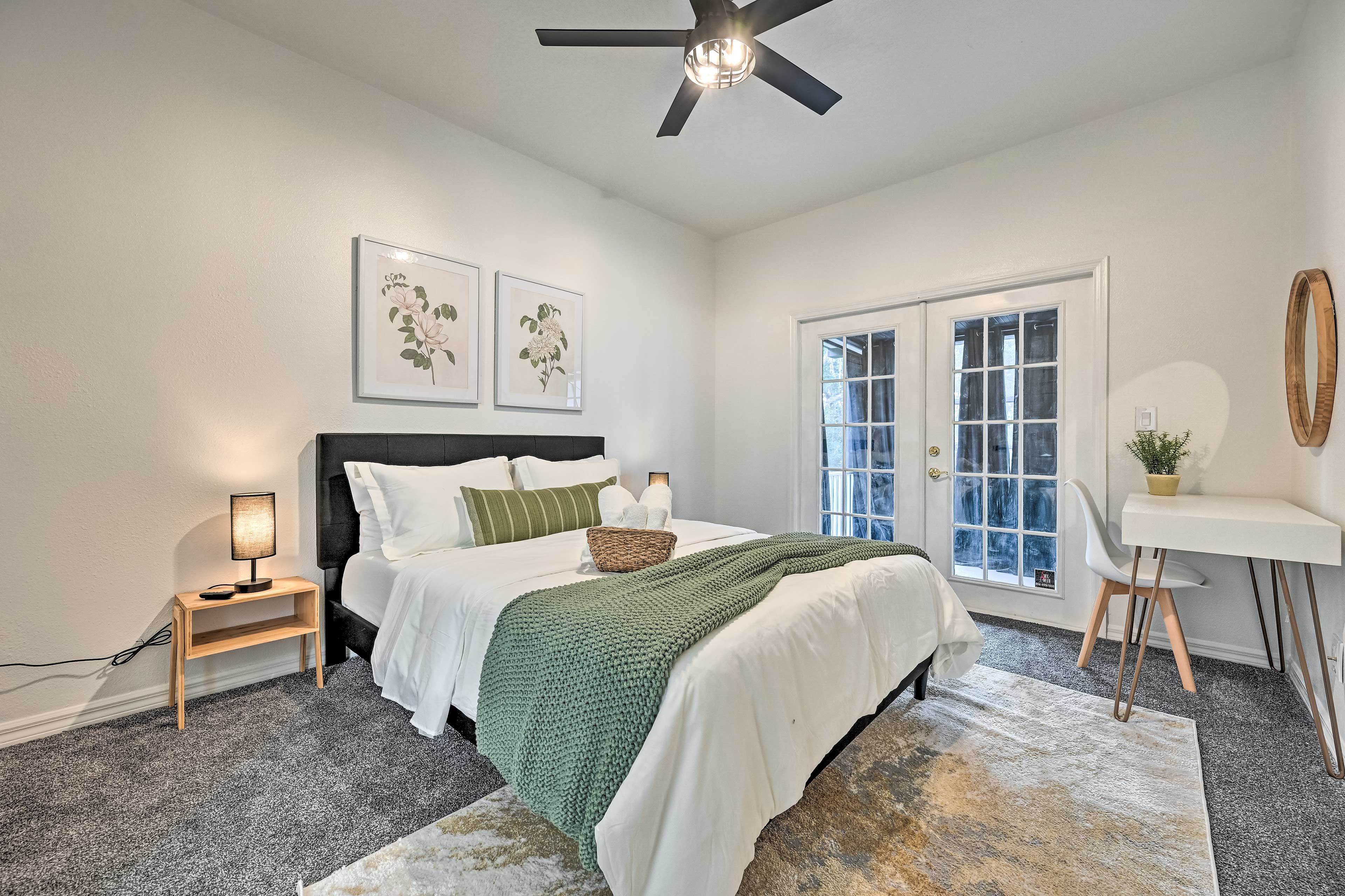 Bedroom 5 | Queen Bed | 2nd Floor