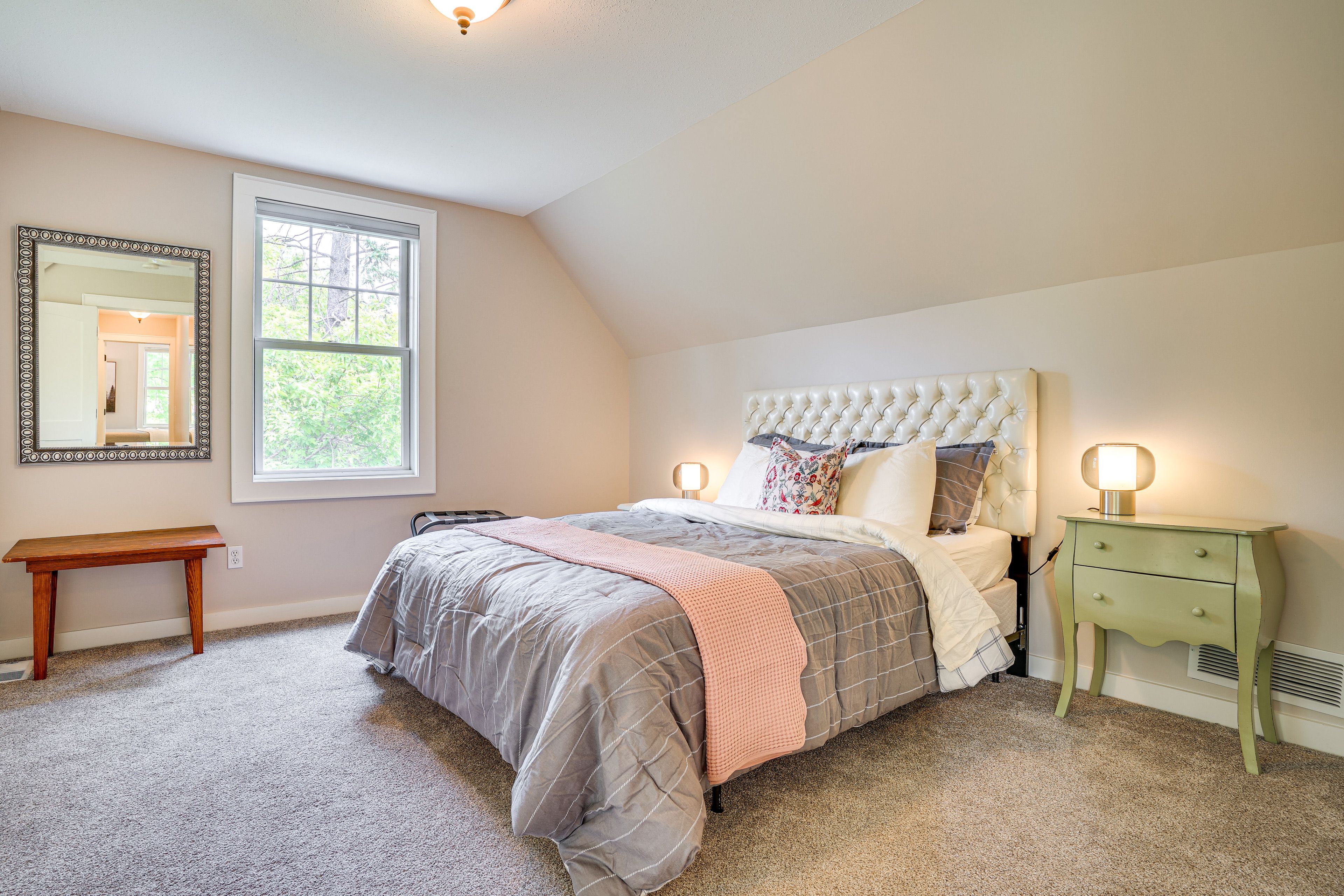 Bedroom 4 | 2nd Floor | Queen Bed