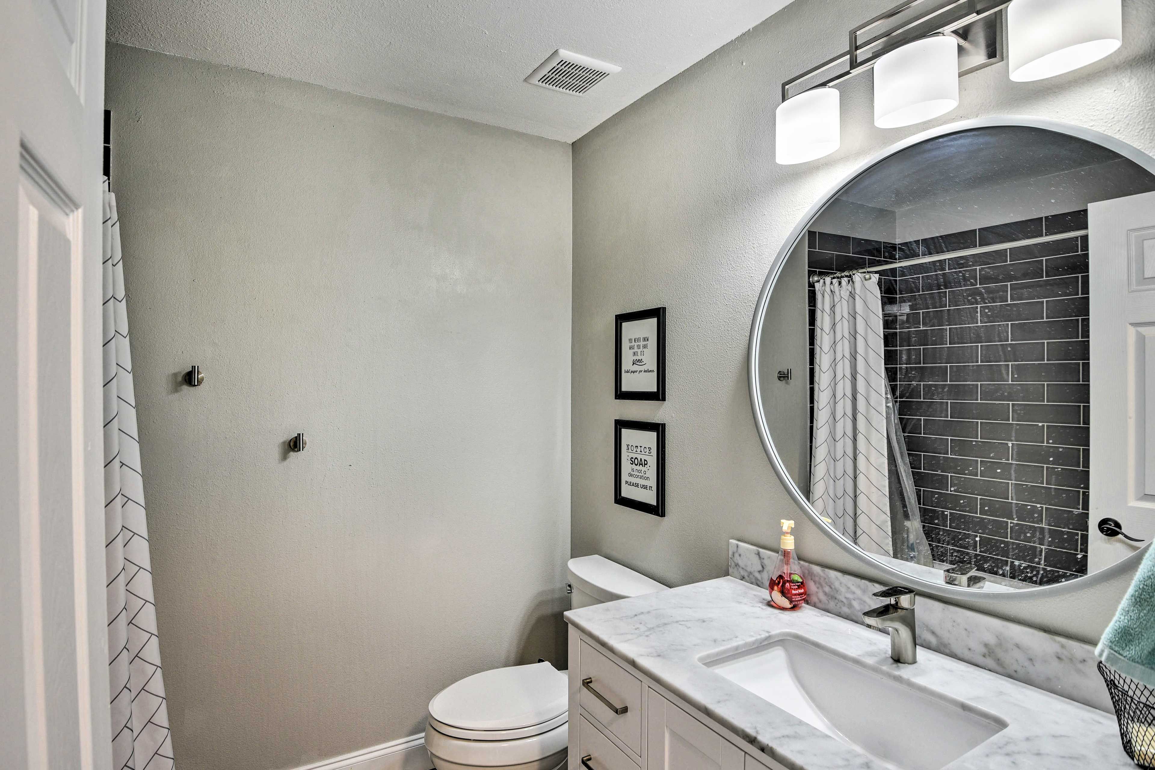 Full Bathroom | Hair Dryer