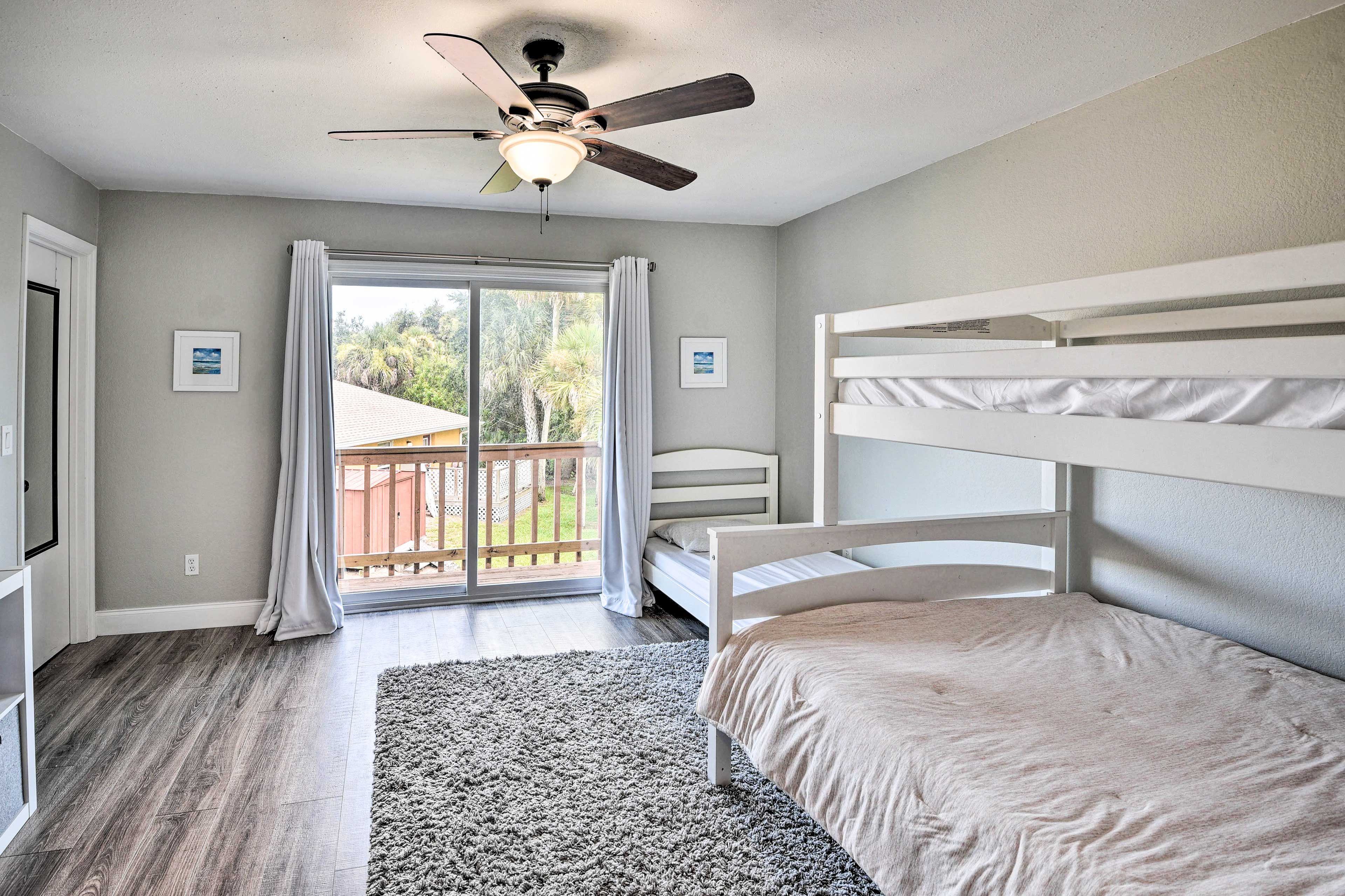 Bedroom 3 | Upper Level | Twin/Full Bunk Bed | Twin Bed | Balcony Access