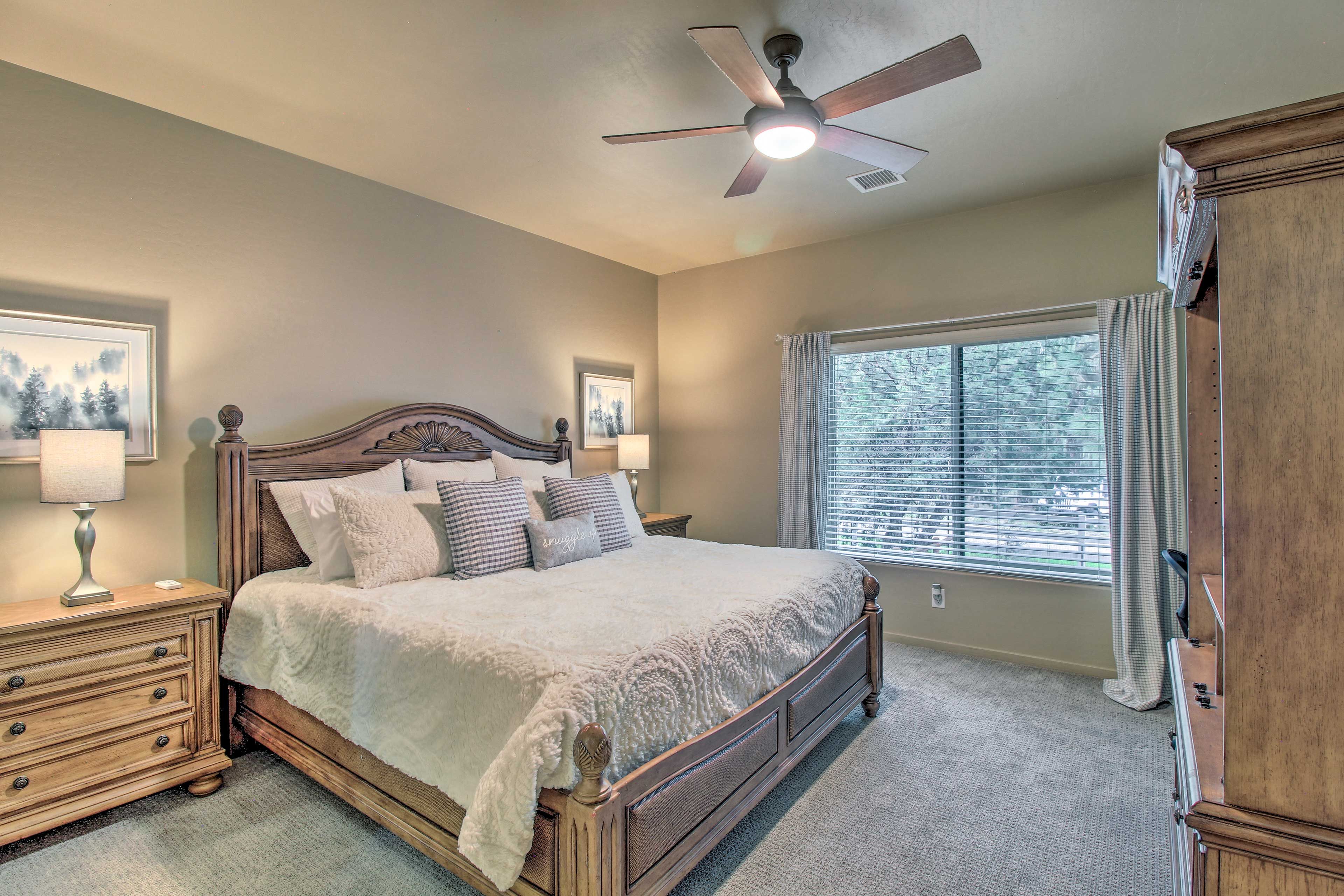 Bedroom 1 | King Bed | Linens Provided | Smart TV | Laptop Friendly