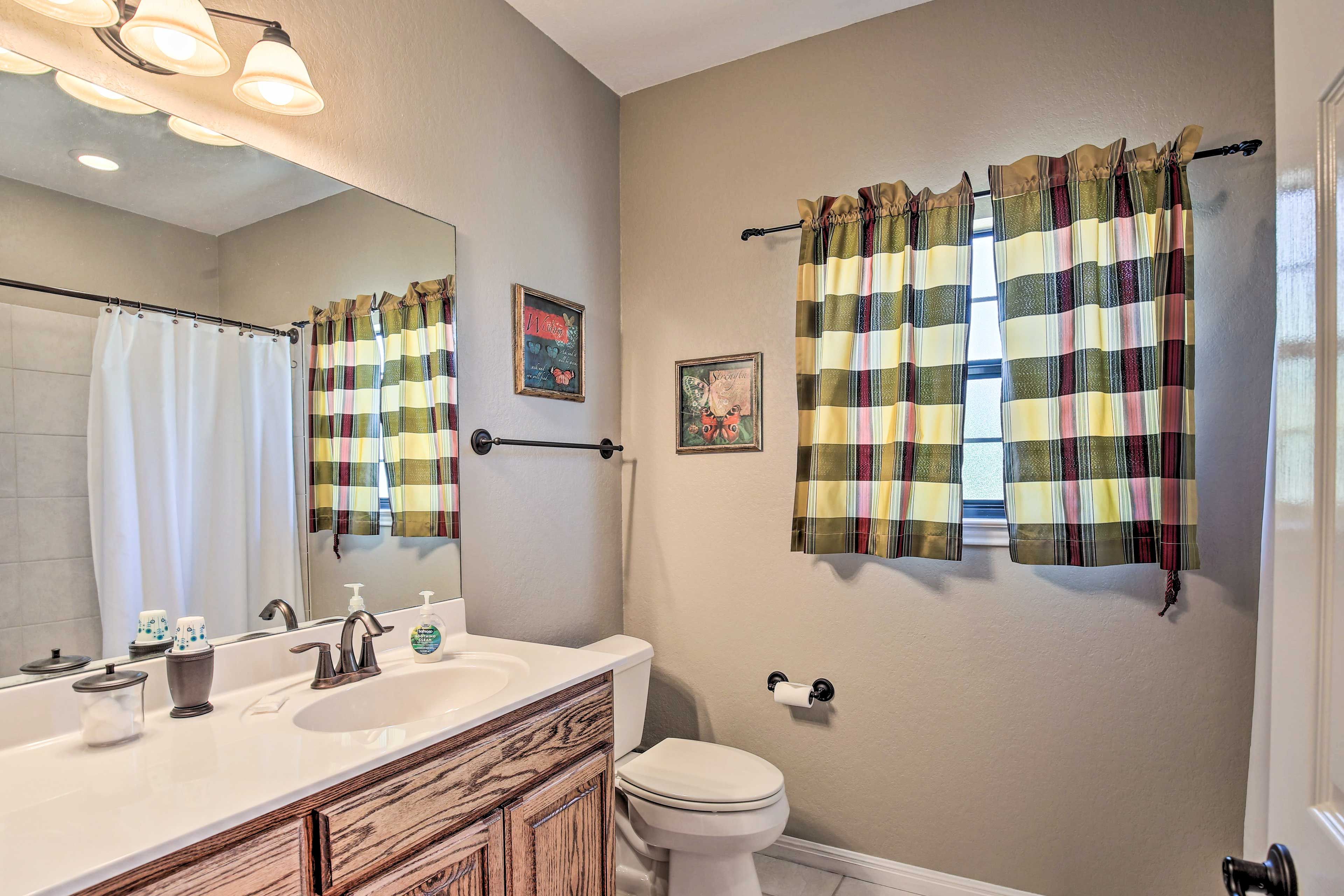 Full Bathroom