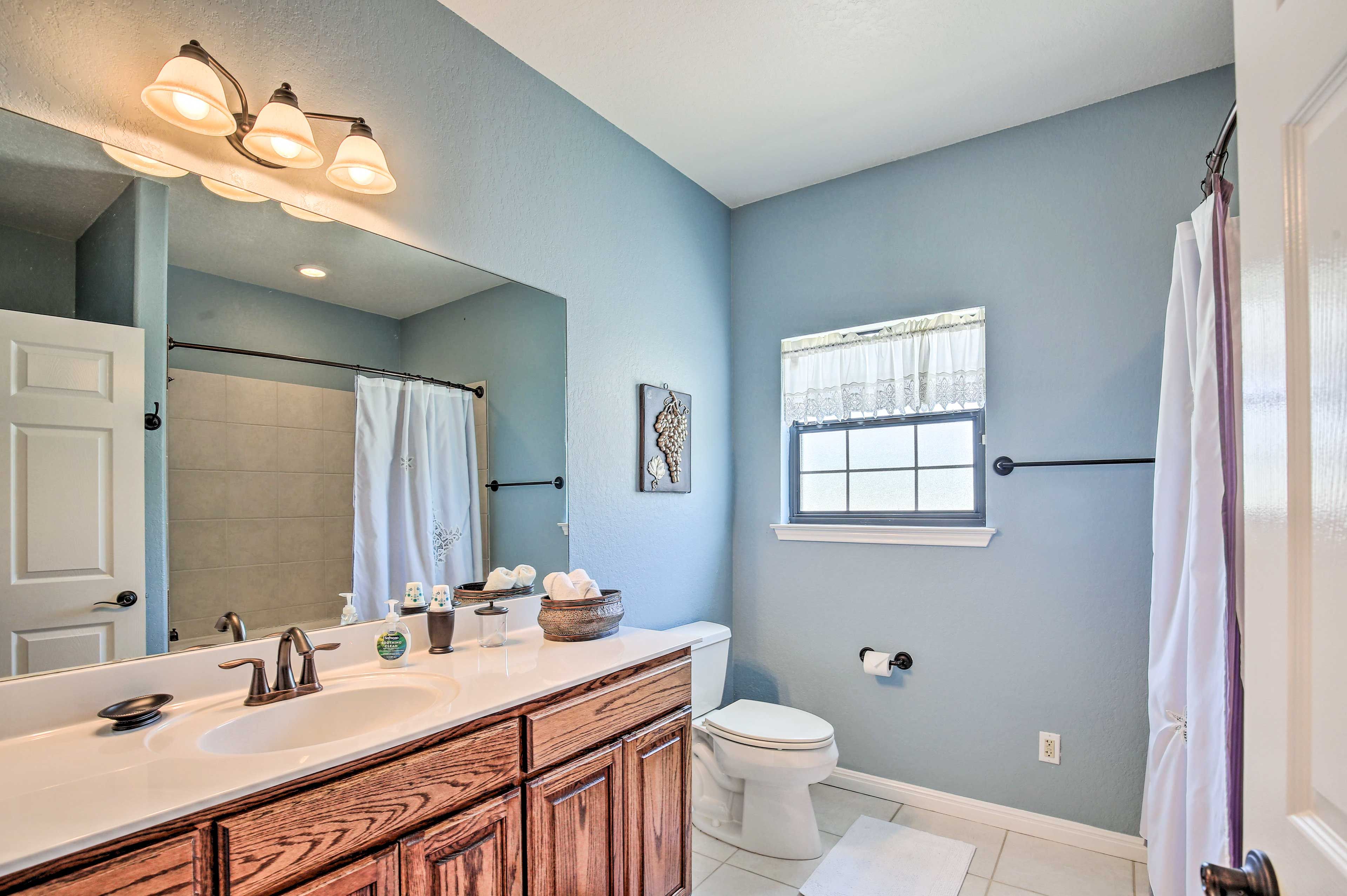 Full Bathroom