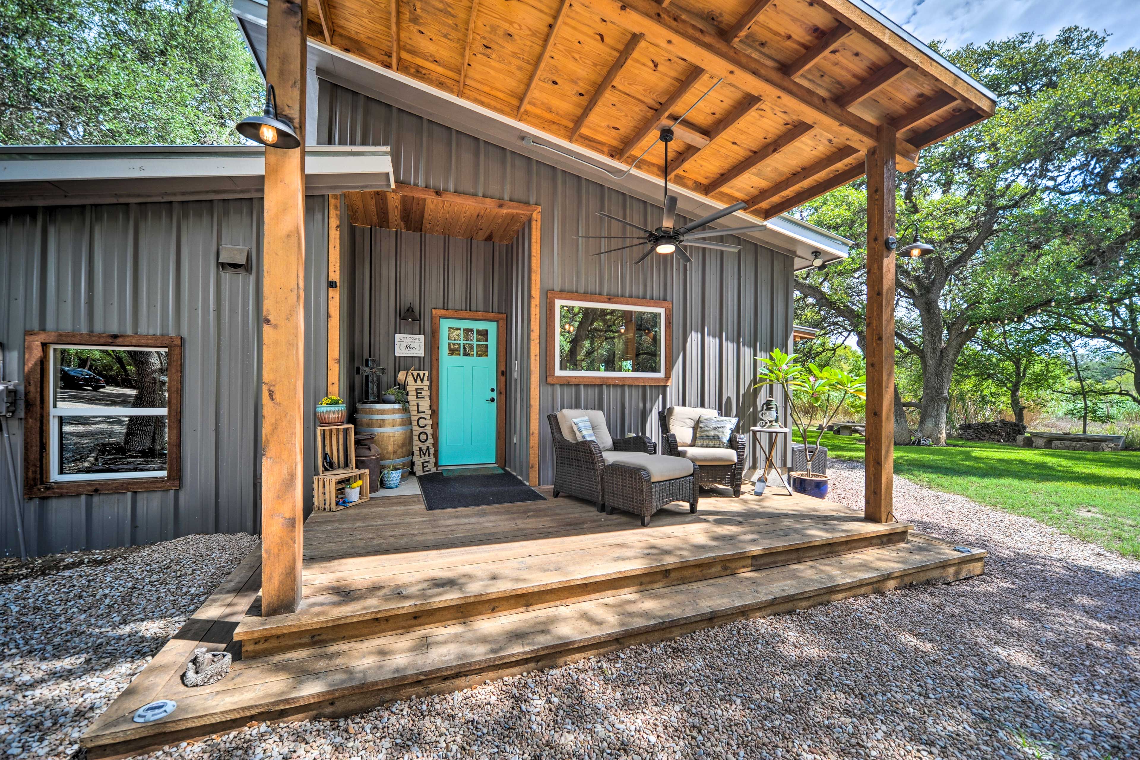Front Porch | 3 External Security Cameras | Front Entry