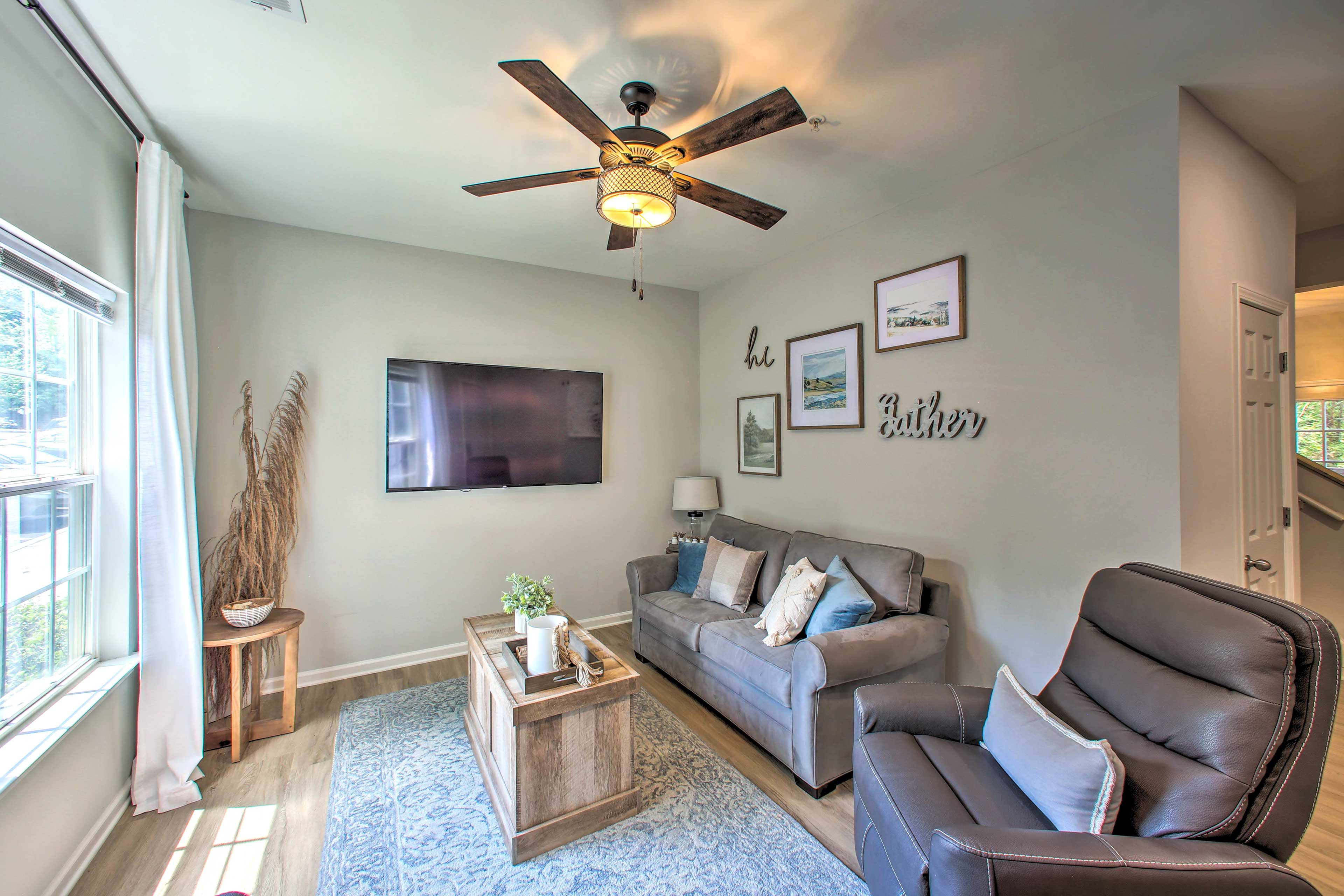 Central Vacation Rental | 4BR | 4.5BA | Access Only By Stairs | 1,550 Sq Ft