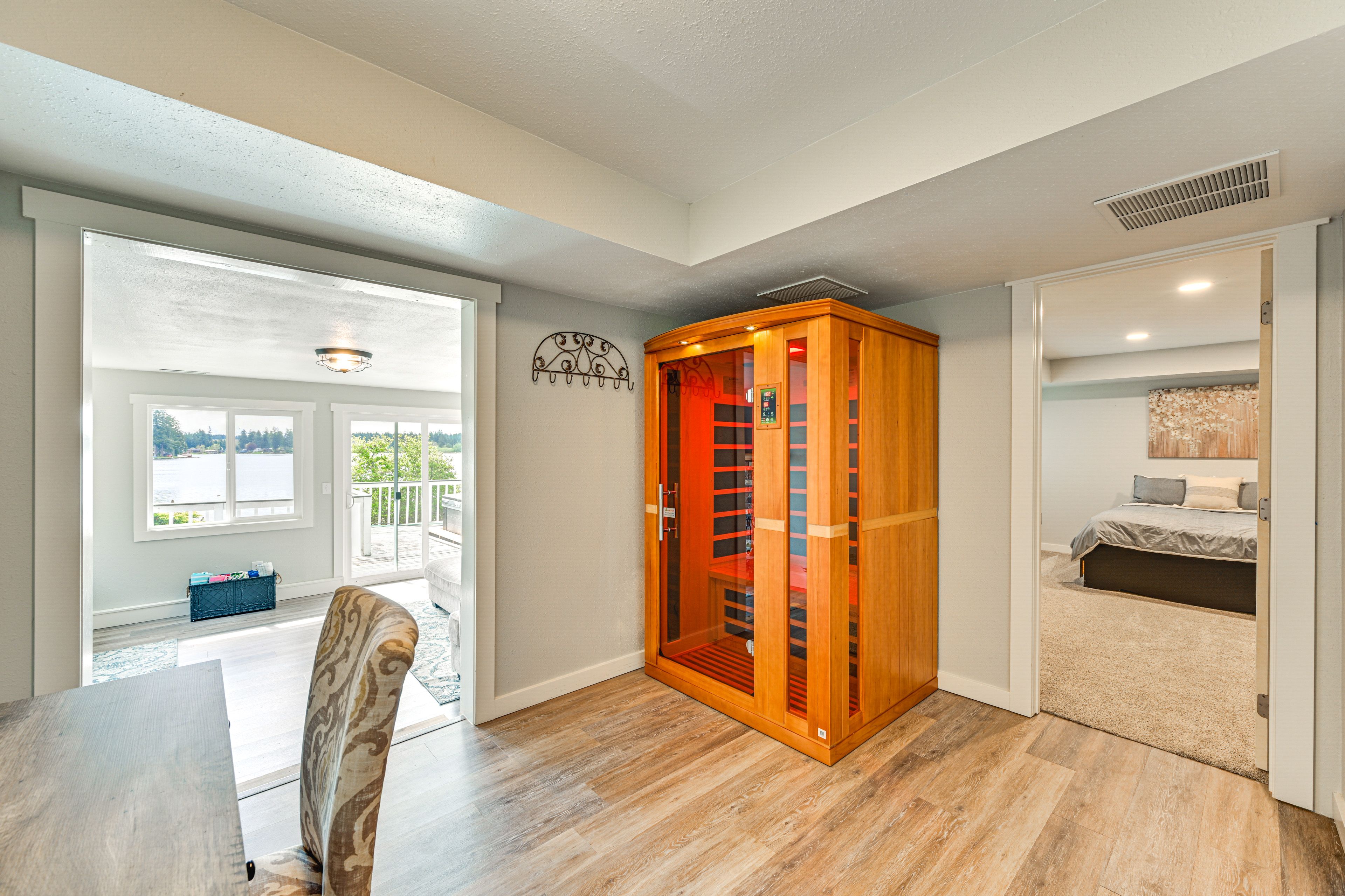 Hallway | Infrared Sauna