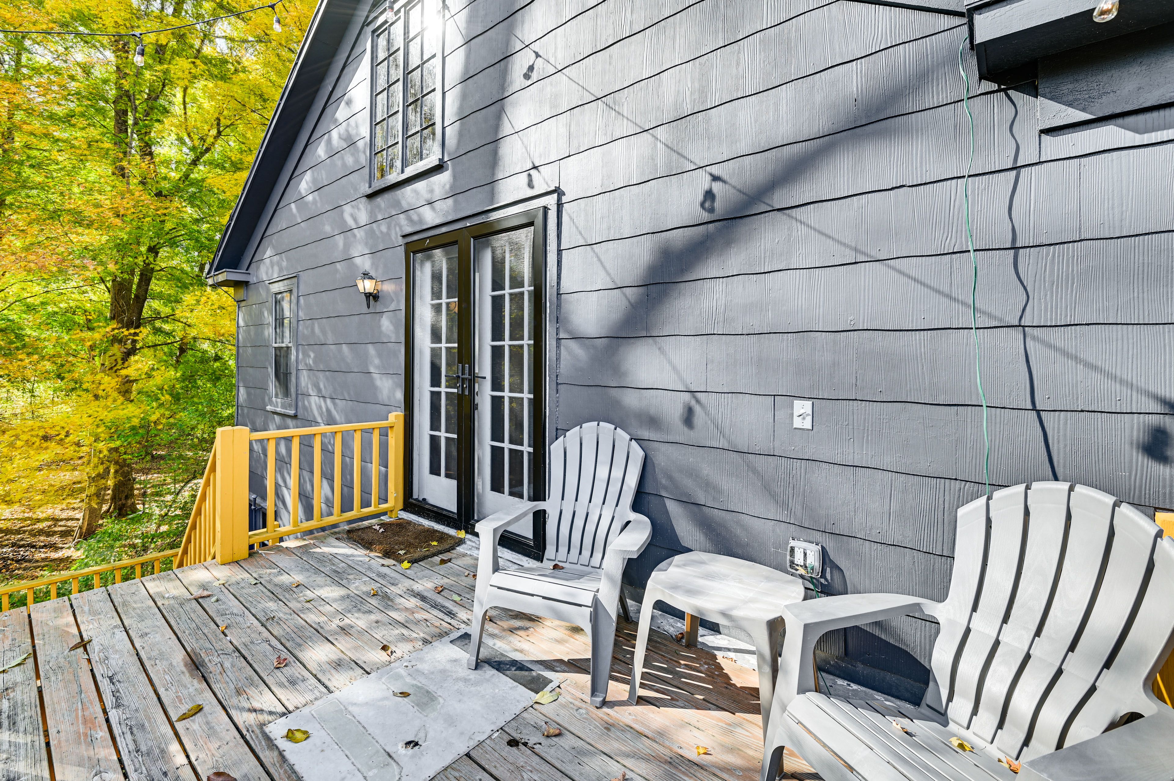 Private Deck