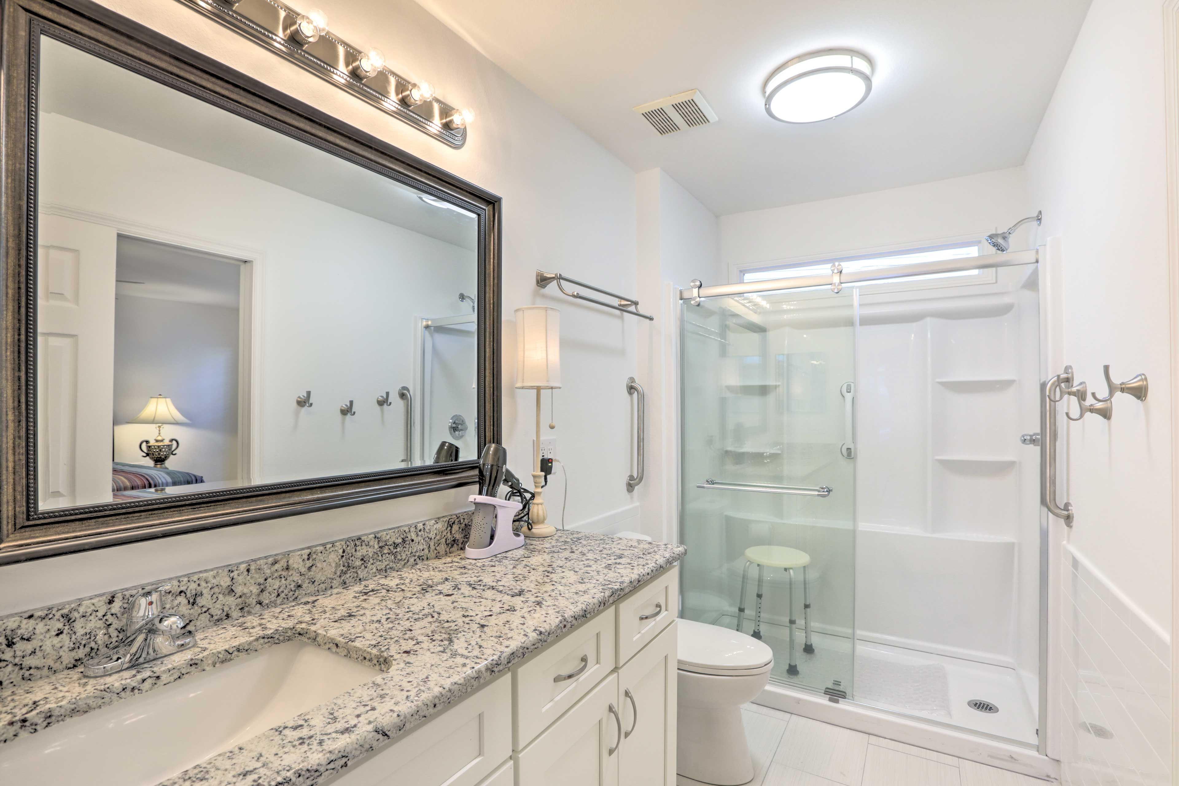 En-Suite Bathroom | Towels Provided