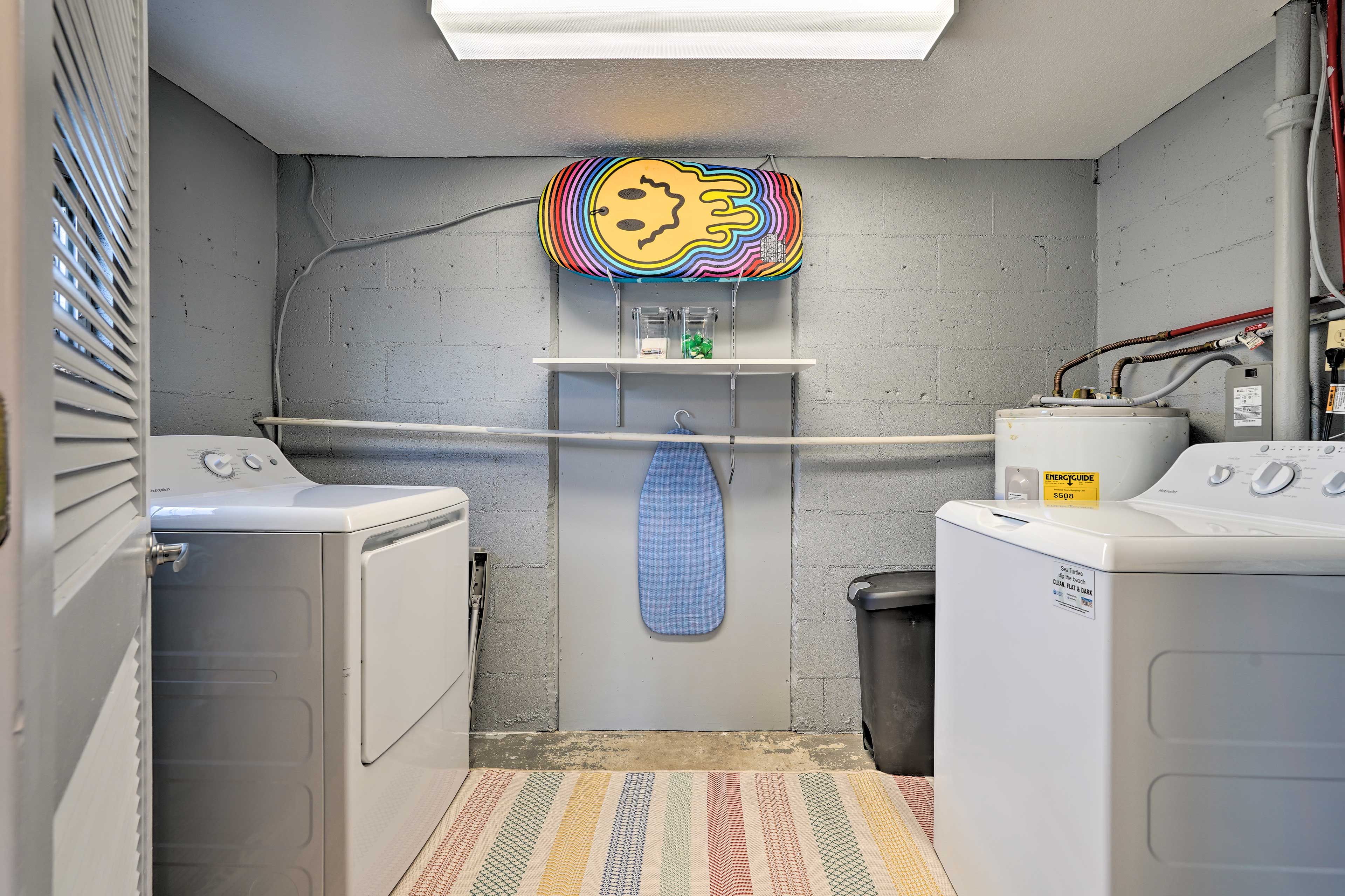Laundry Room | Washer/Dryer | Iron/Board