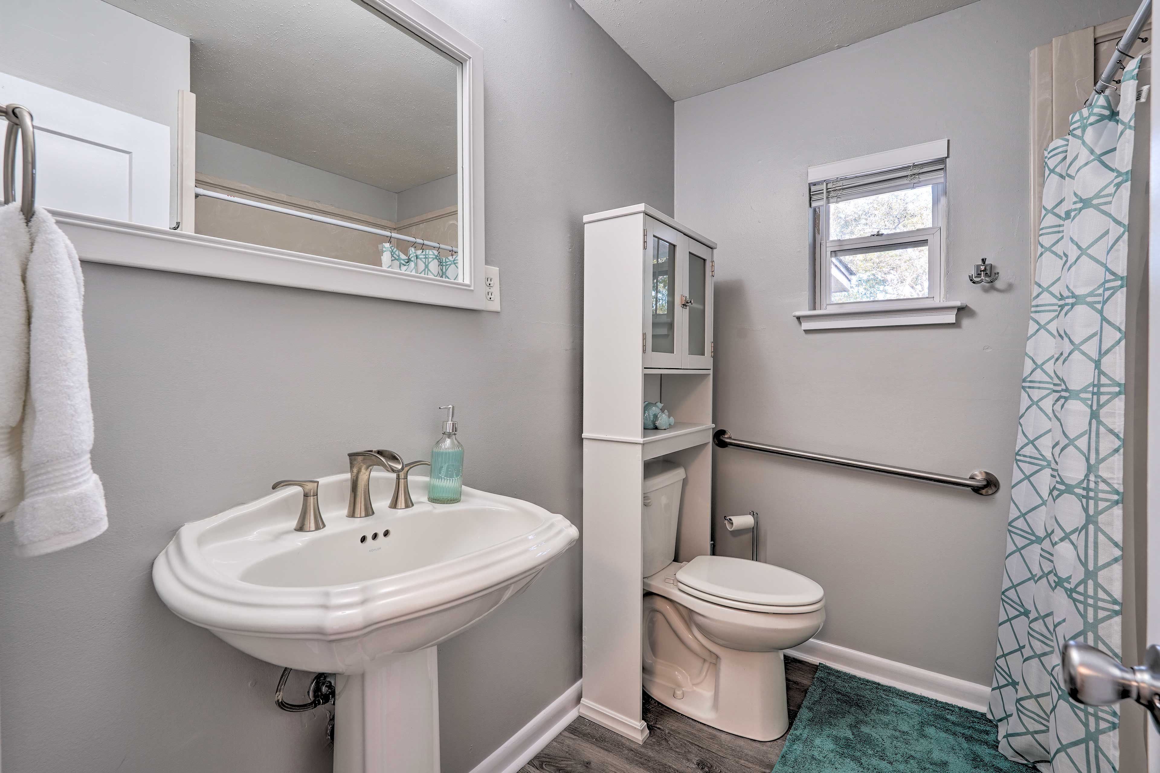 Full Bathroom | Hair Dryers