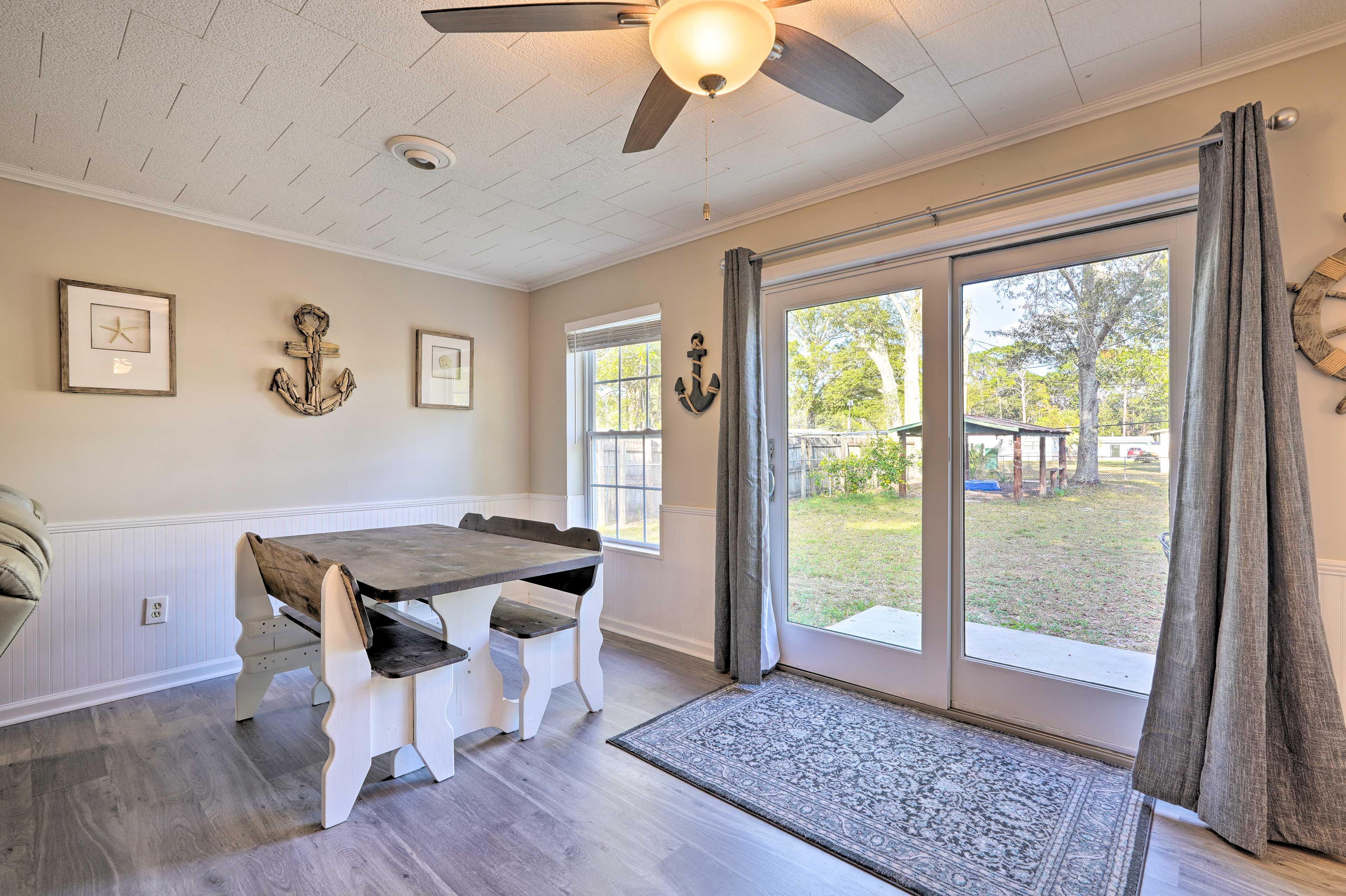Additional Dining Area