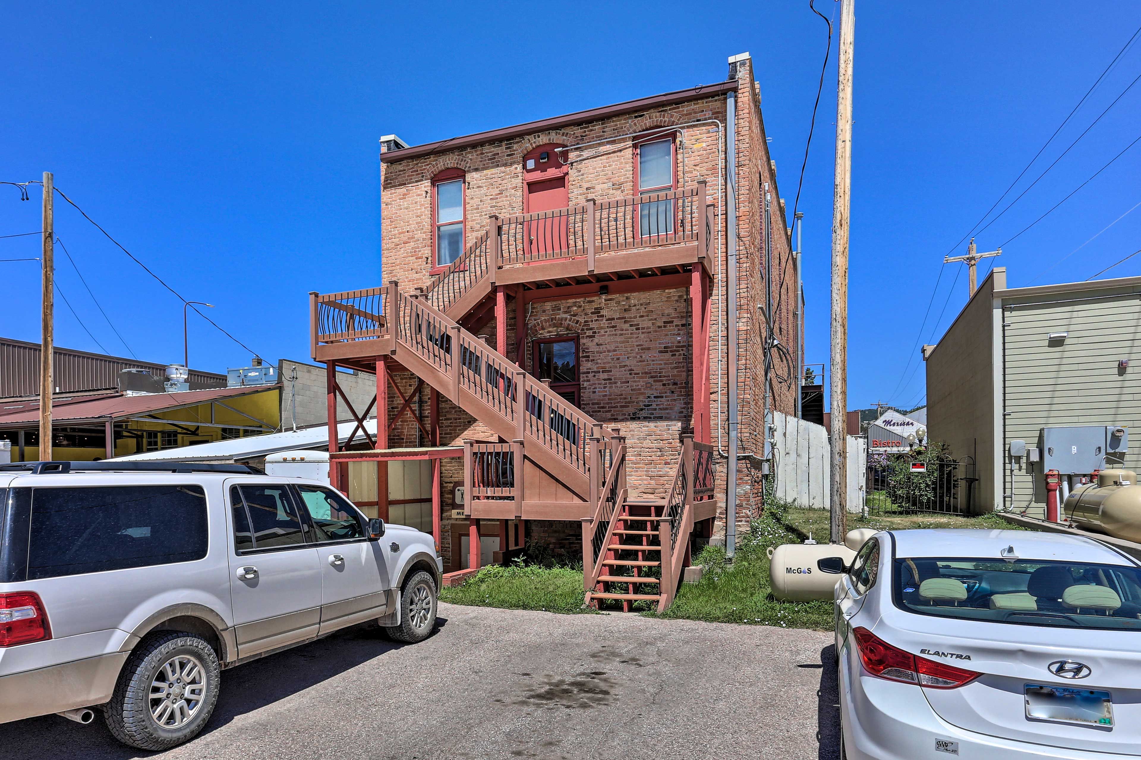 Exterior | Parking | Community Lot (1 Vehicle)