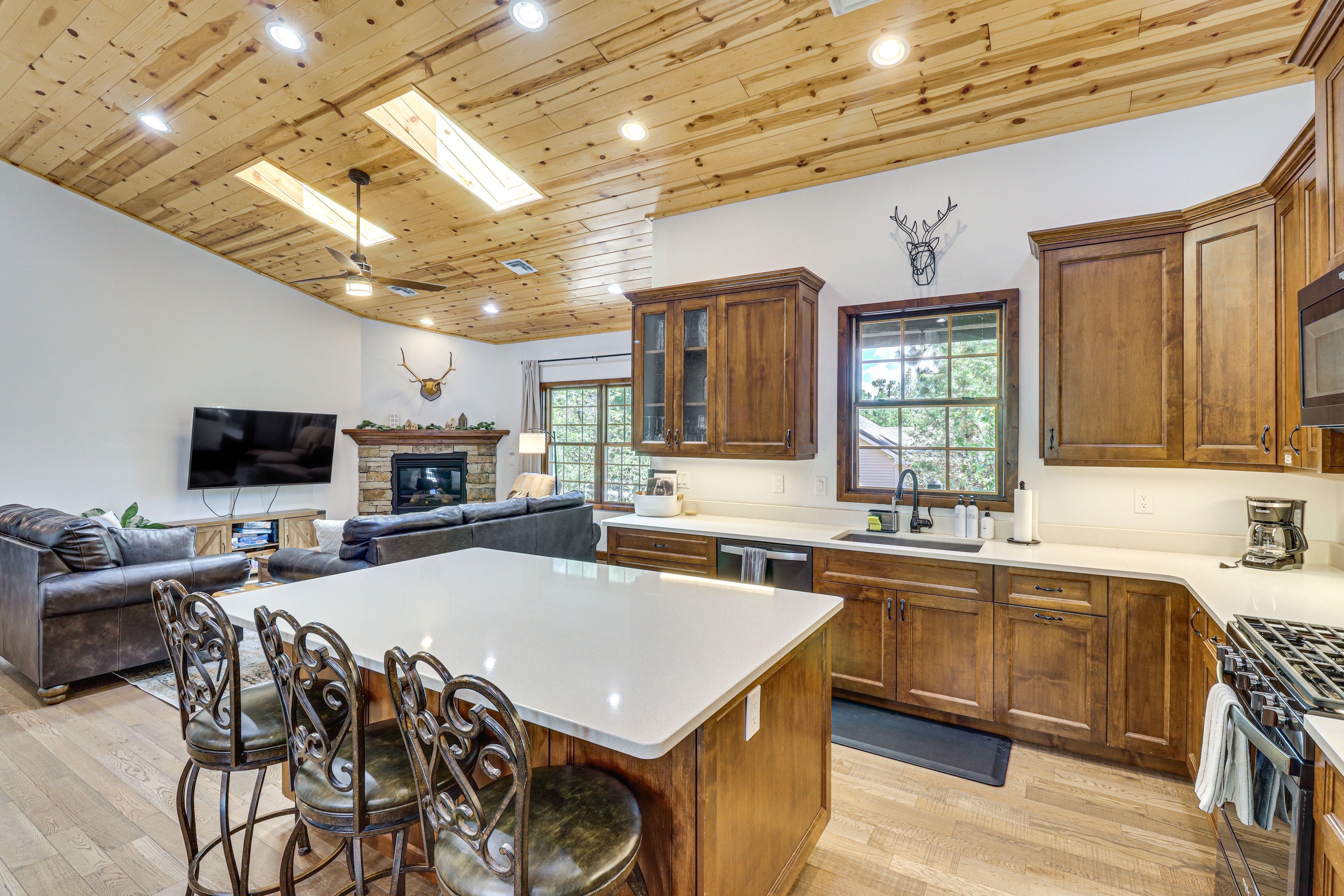 Kitchen | Main Level | Dishwasher | Coffee Maker