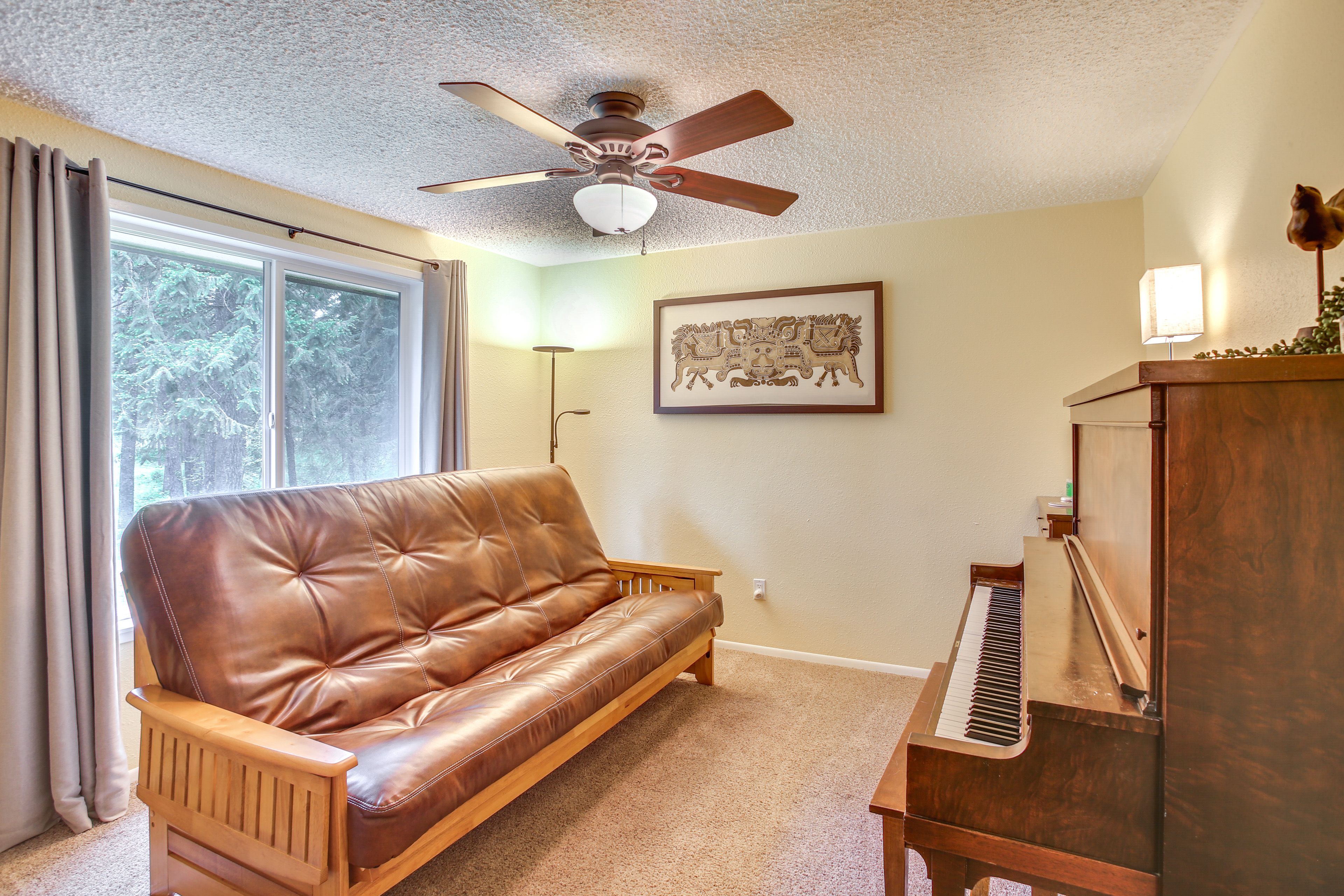 Bedroom 3 | Queen Futon