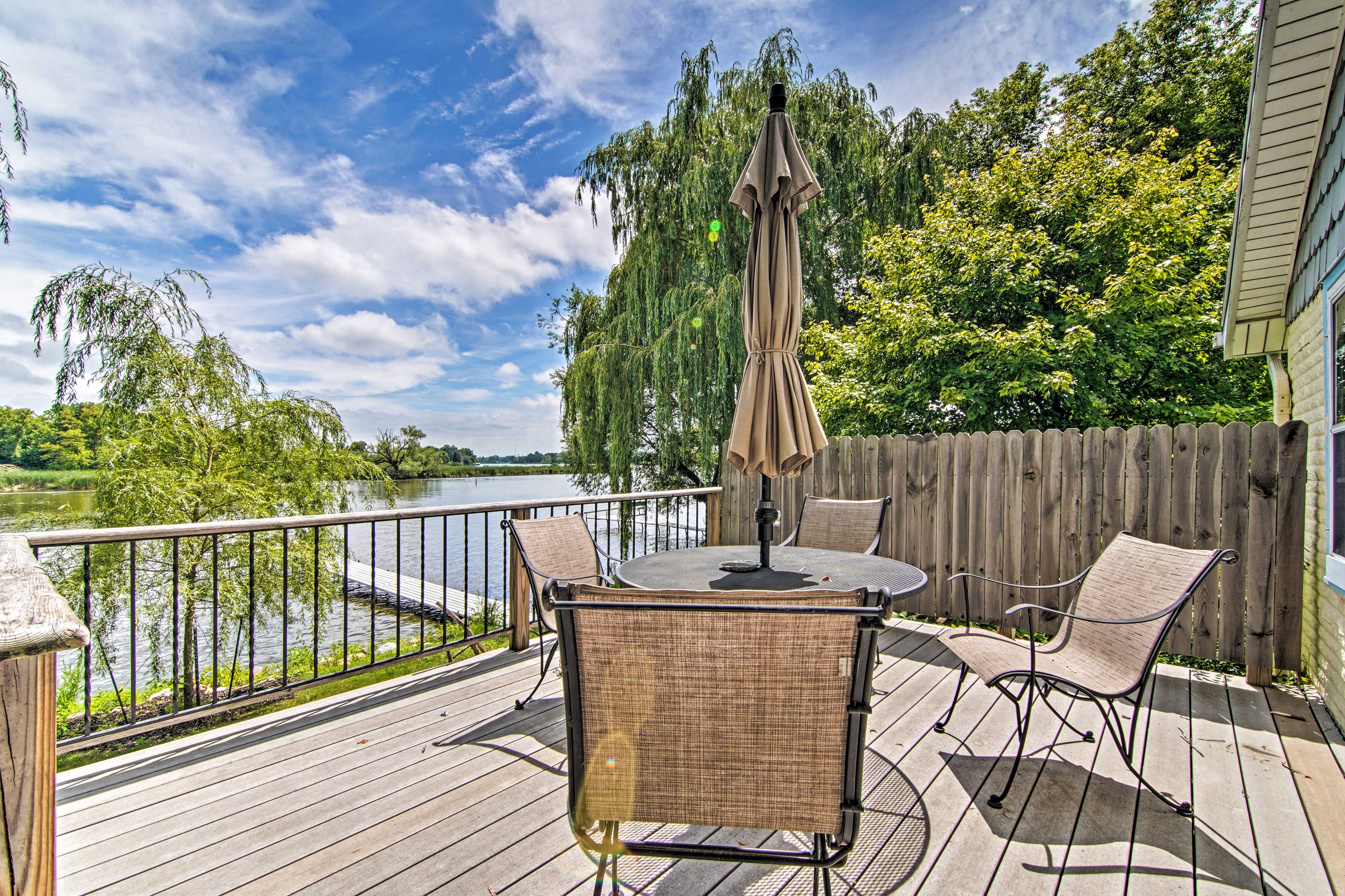 Horicon Vacation Rental | 2BR | 1BA | 1,000 Sq Ft | 6 Steps to Access