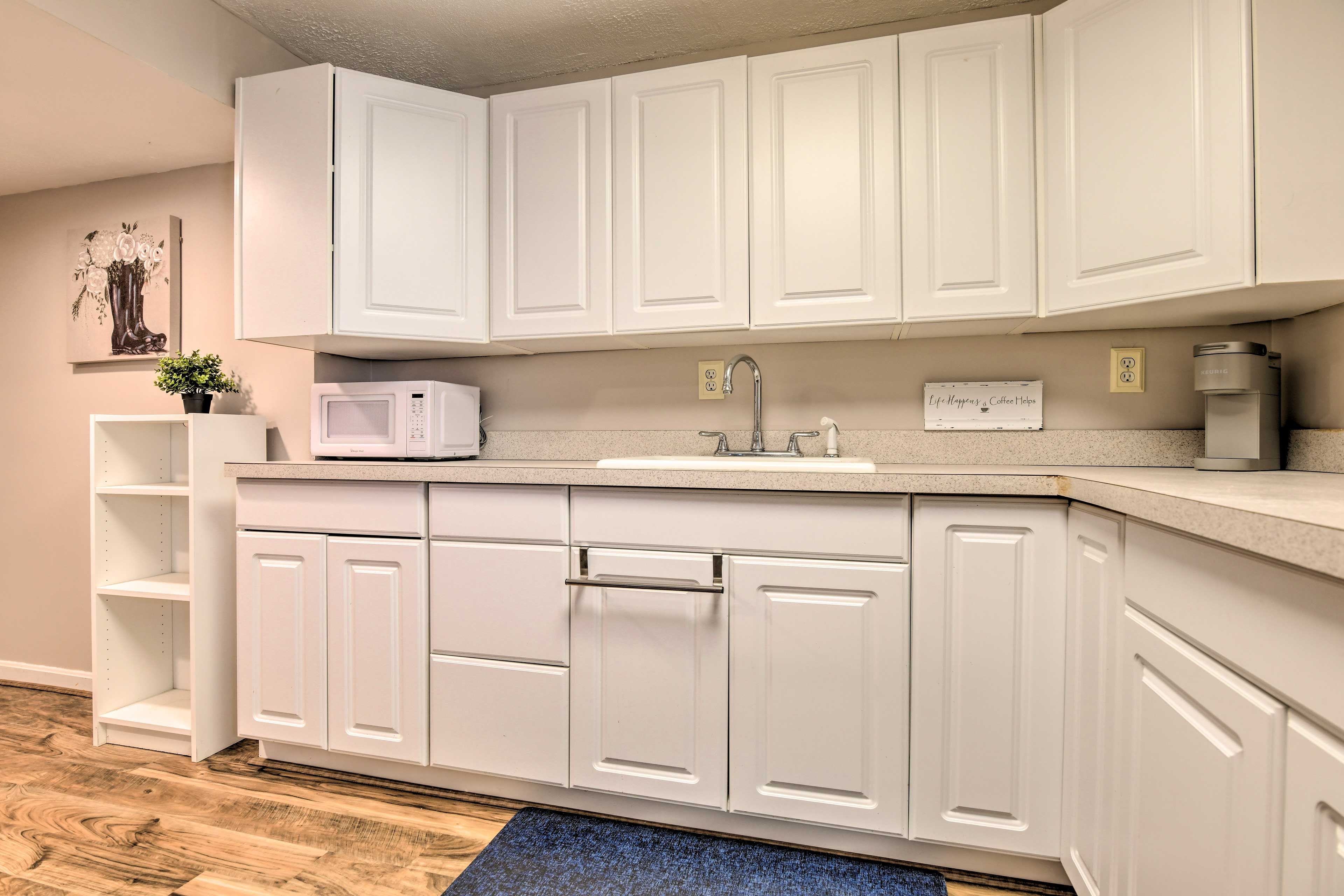 Kitchen | Basement | Steps Required | Toaster | Complimentary Spices