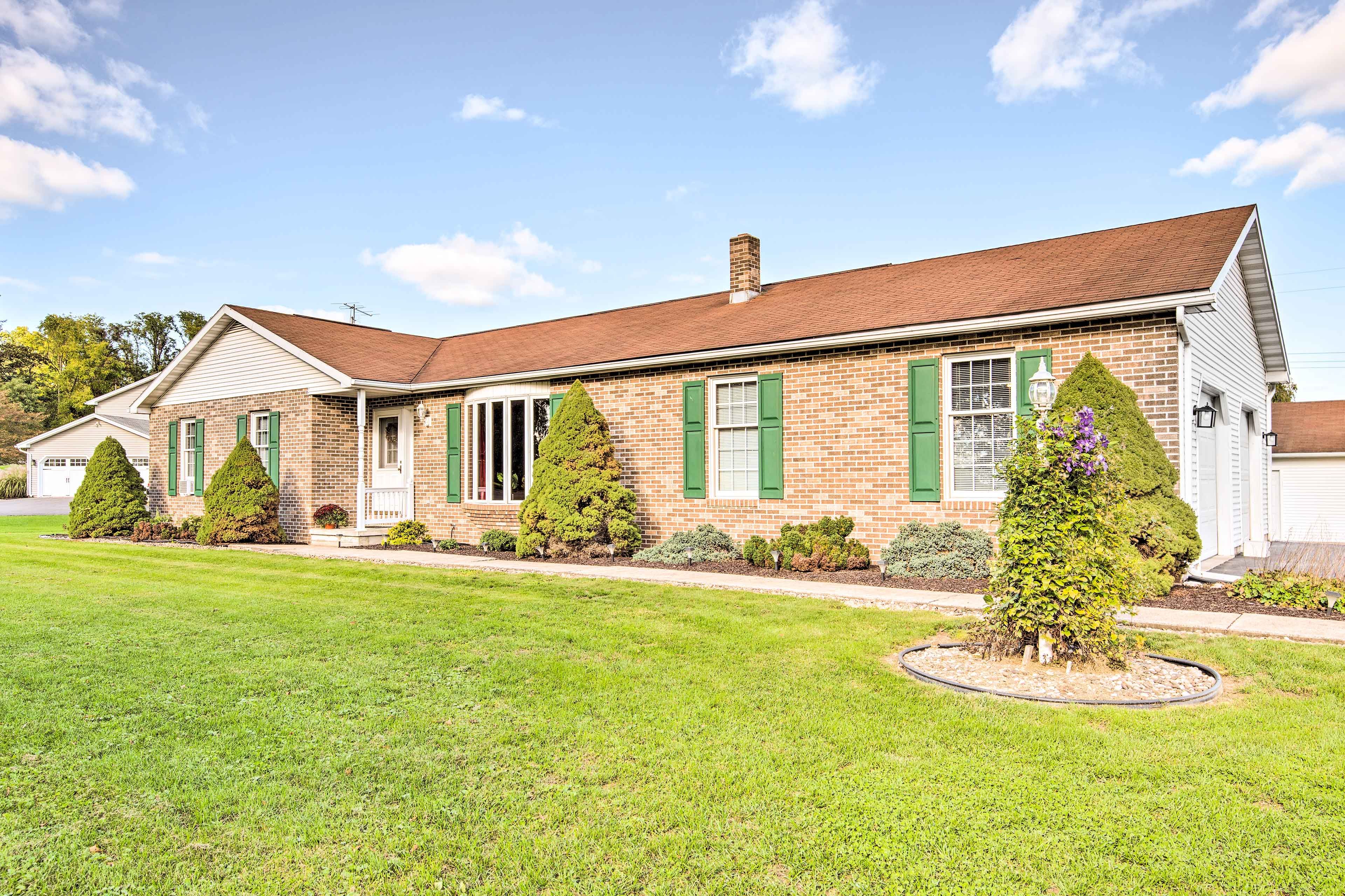 Lewisburg Vacation Rental | 3BR | 2BA | 1,300 Sq Ft | Step-Free Access