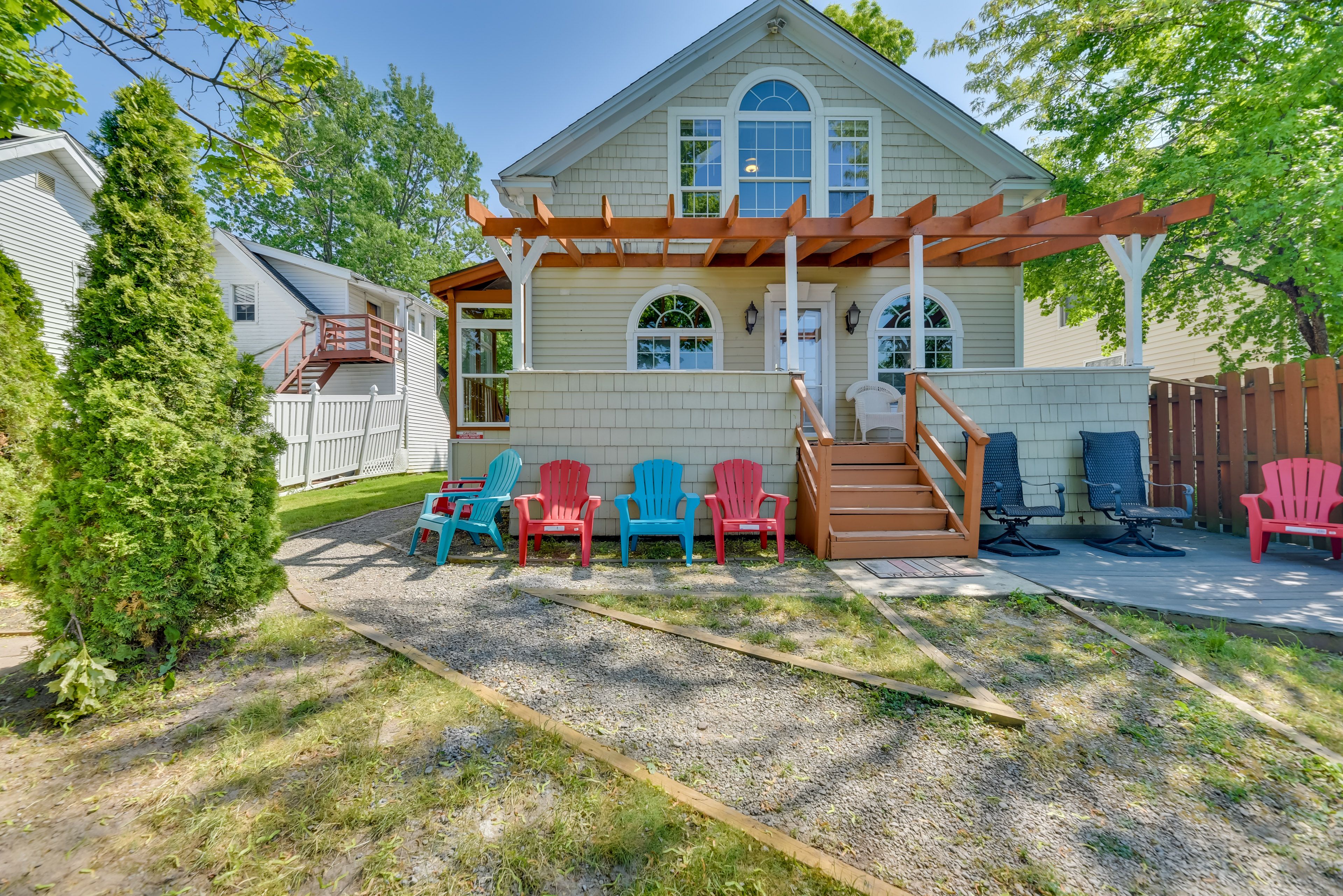 Patio | Gas Grill | Fire Pit