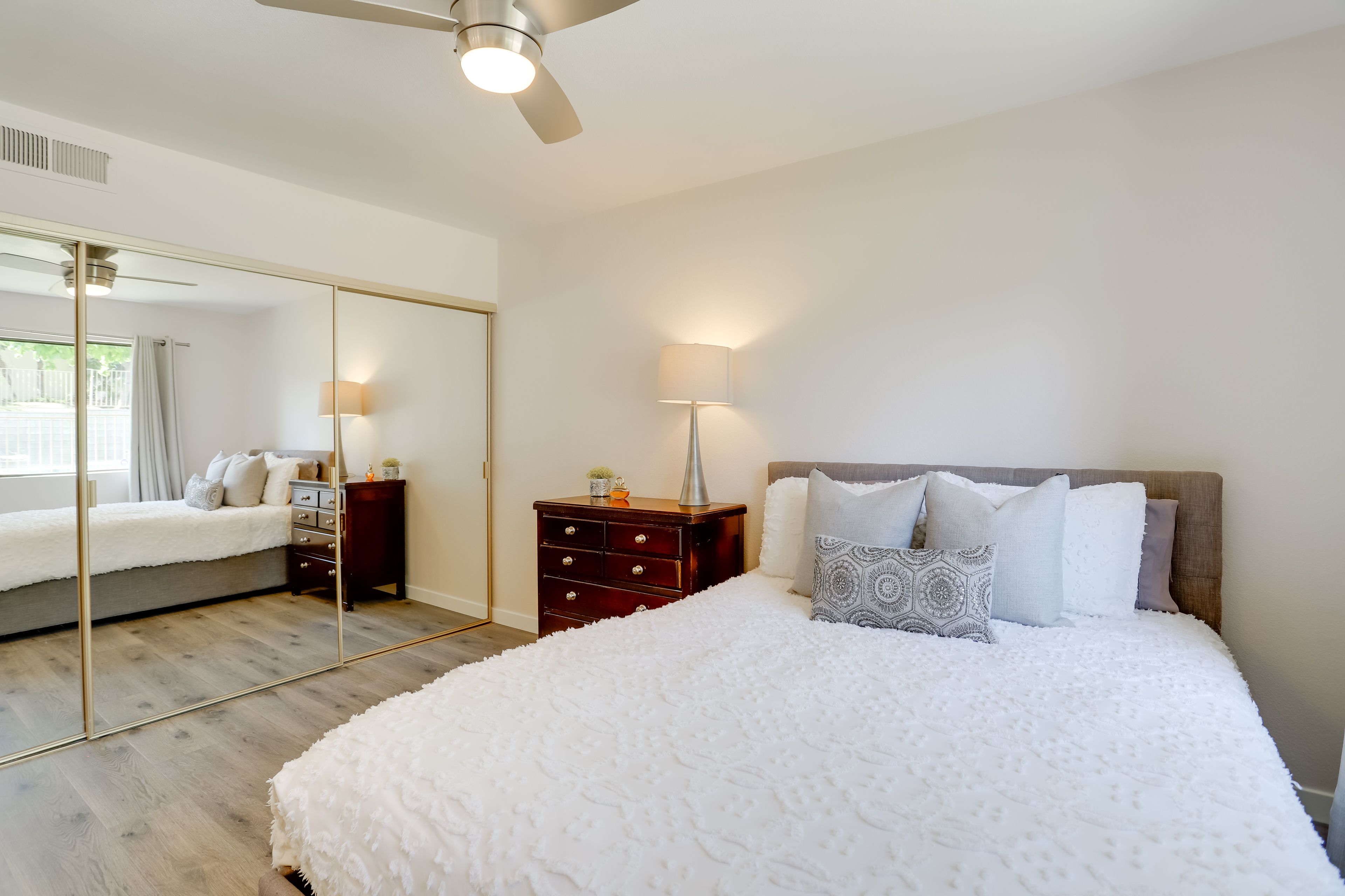 Bedroom 1 | Queen Bed | En-Suite Bathroom | Smart TV