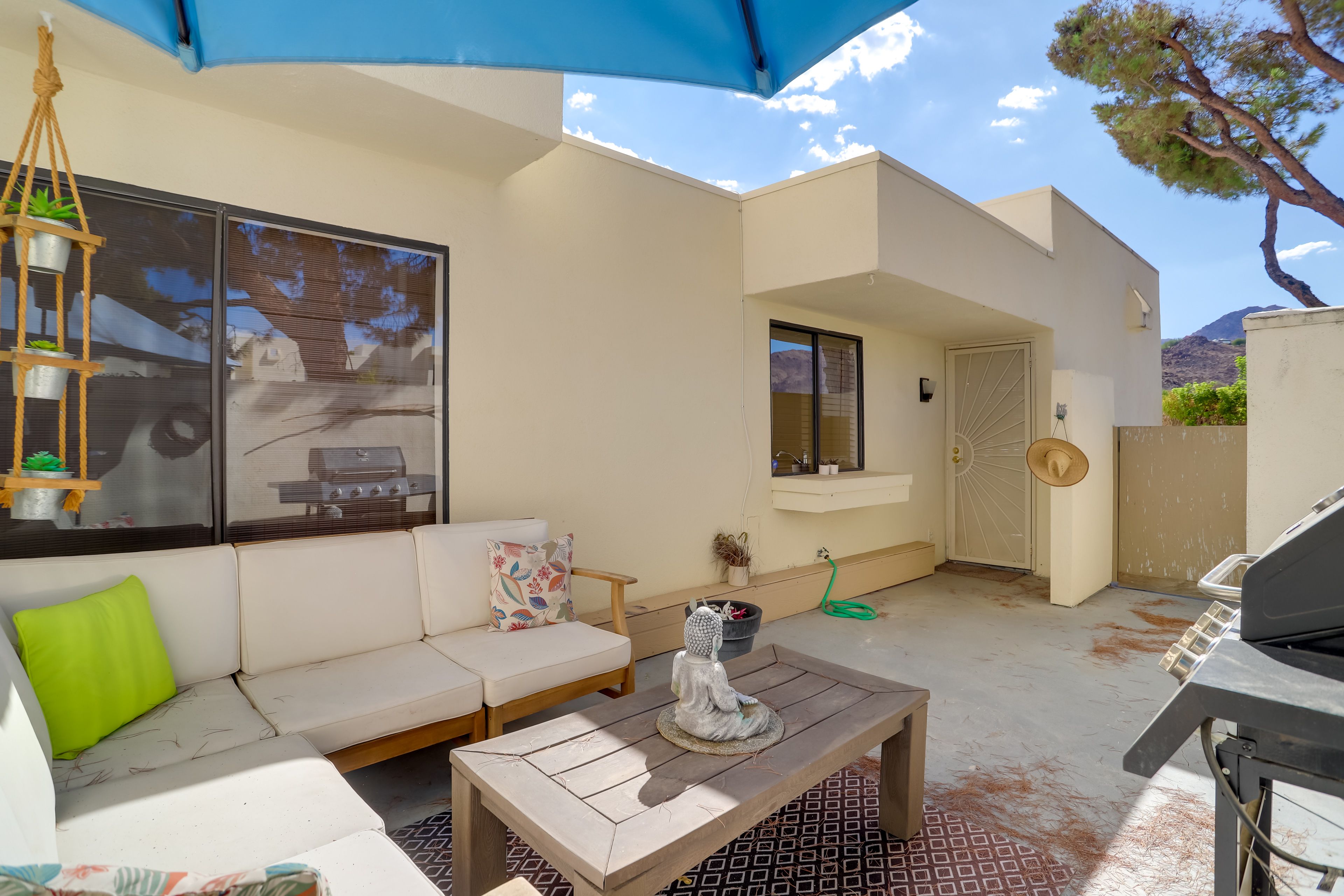 Private Patio | Lounge Outdoor Sofa | Gas Grill | Bicycle