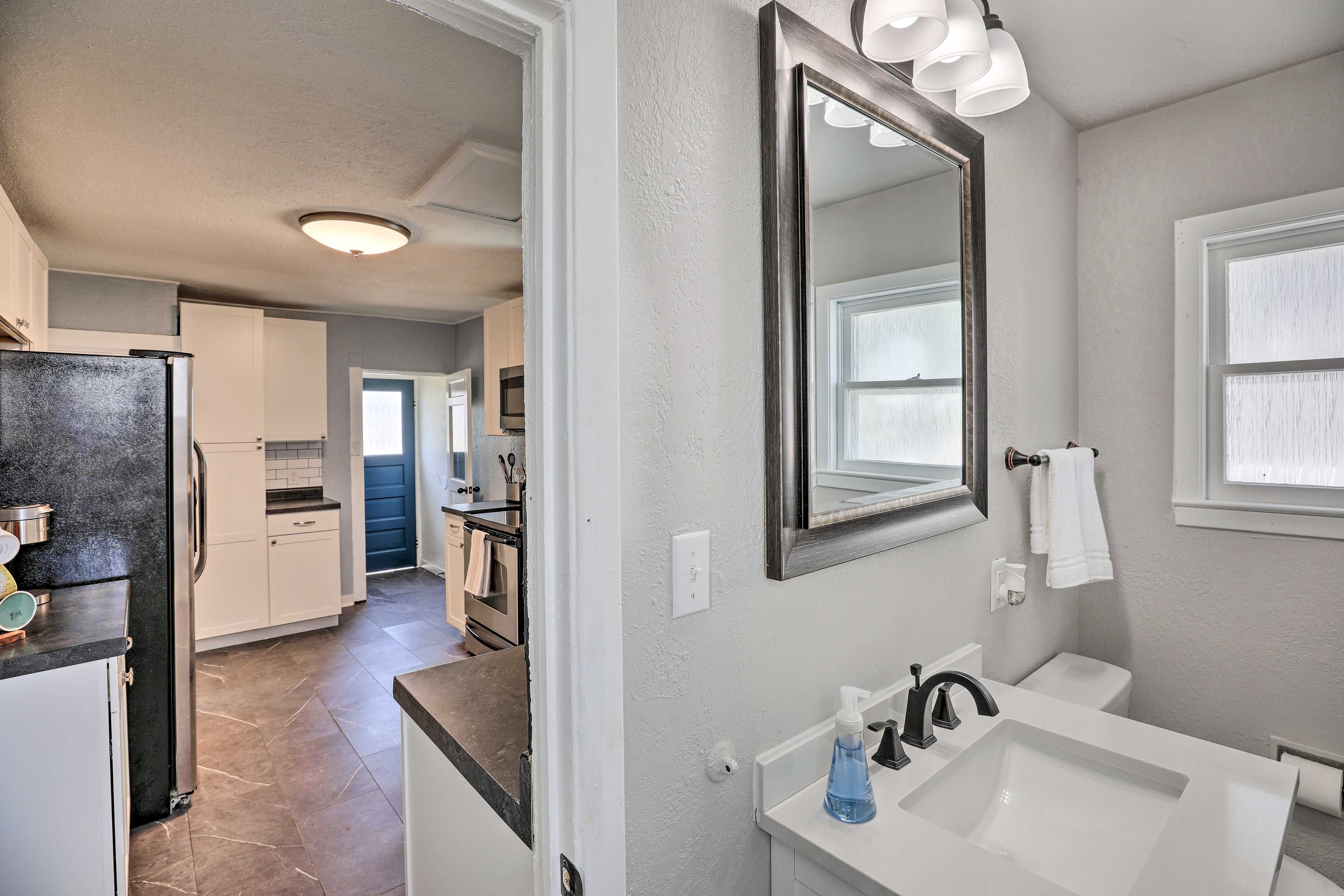 Half Bathroom | 1st Floor