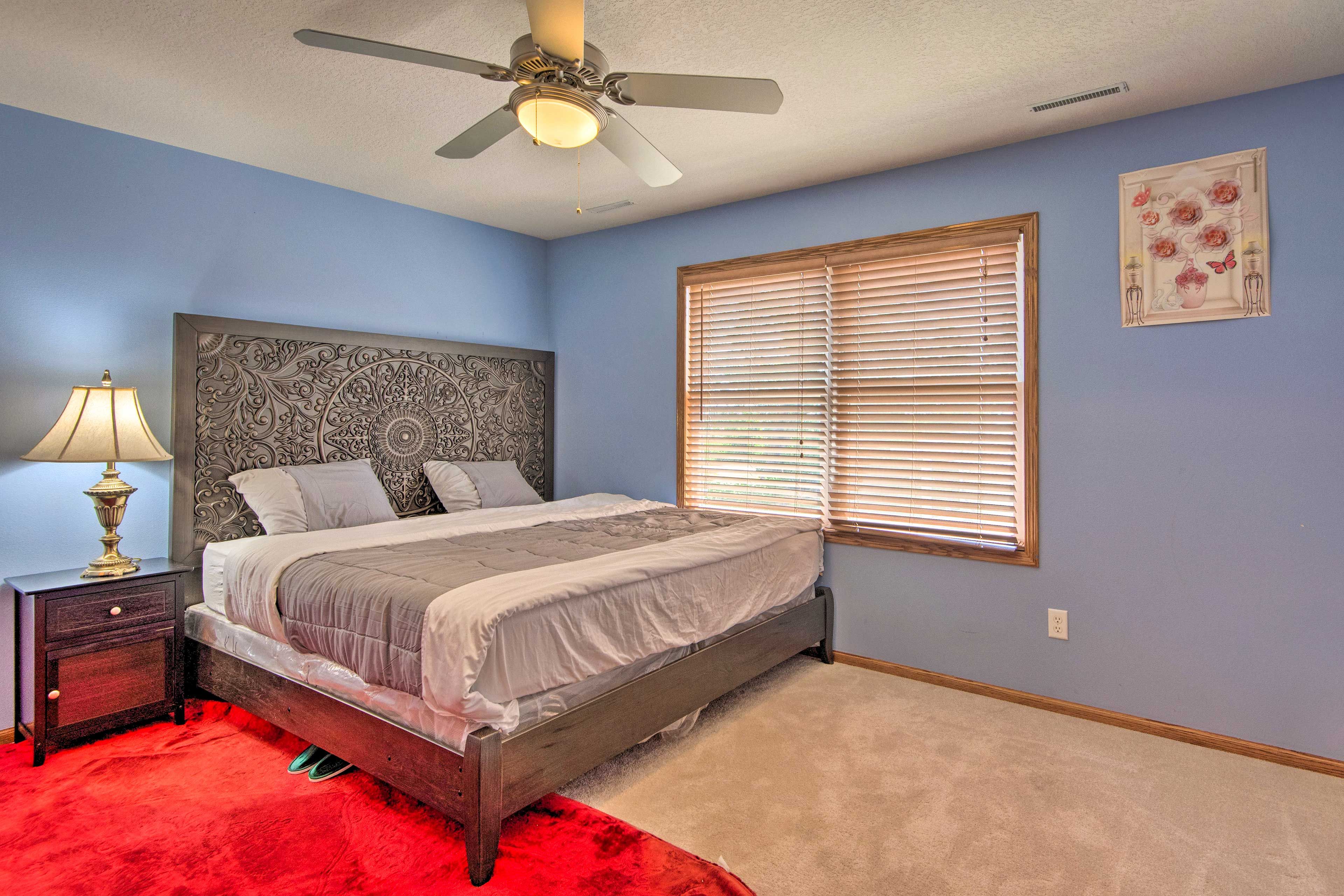 Bedroom 4 | King Bed