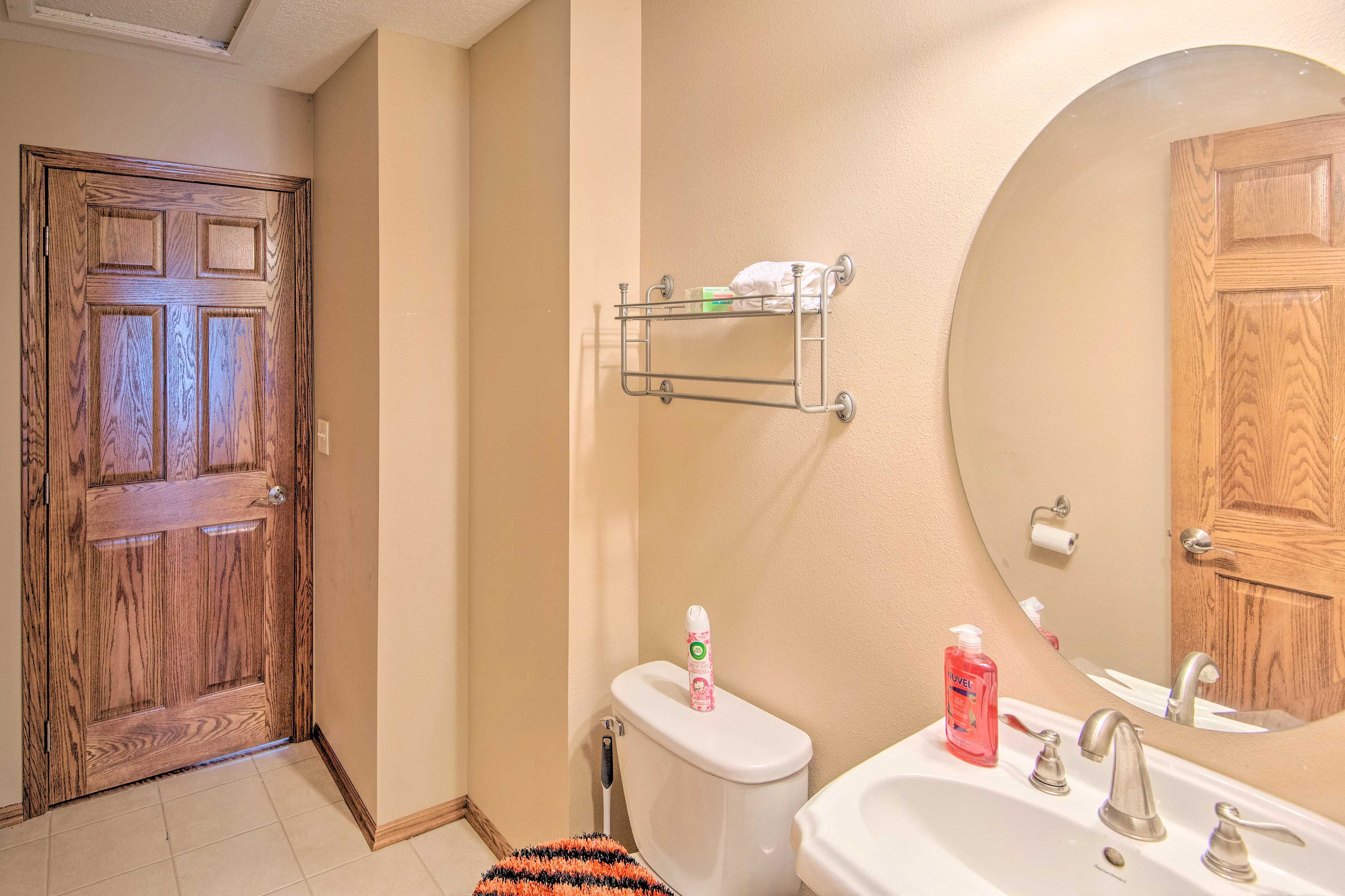 Half Bathroom | Towels Provided | Complimentary Toiletries