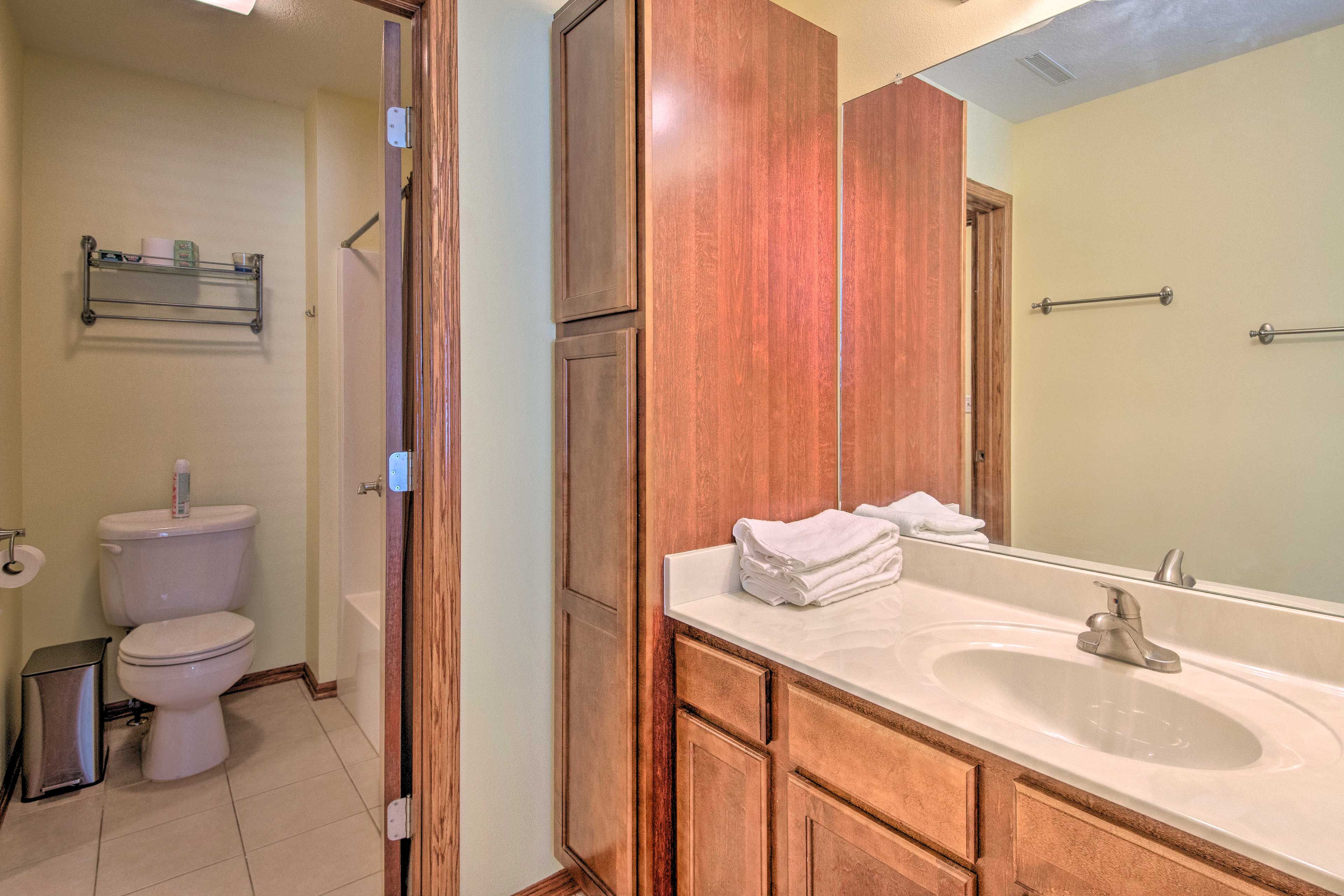 Bathroom | Towels Provided | Complimentary Toiletries