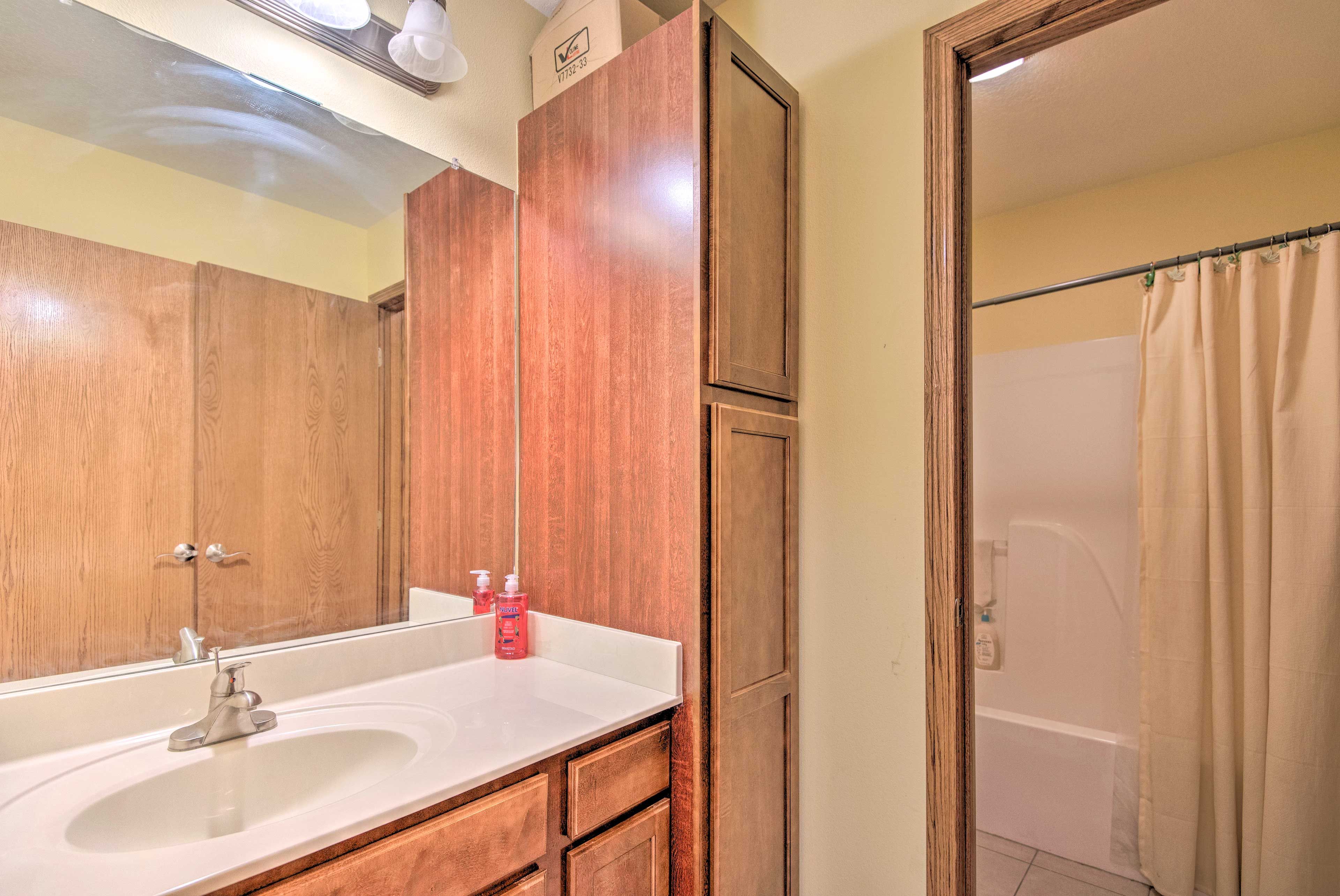 Bathroom | Towels Provided | Complimentary Toiletries