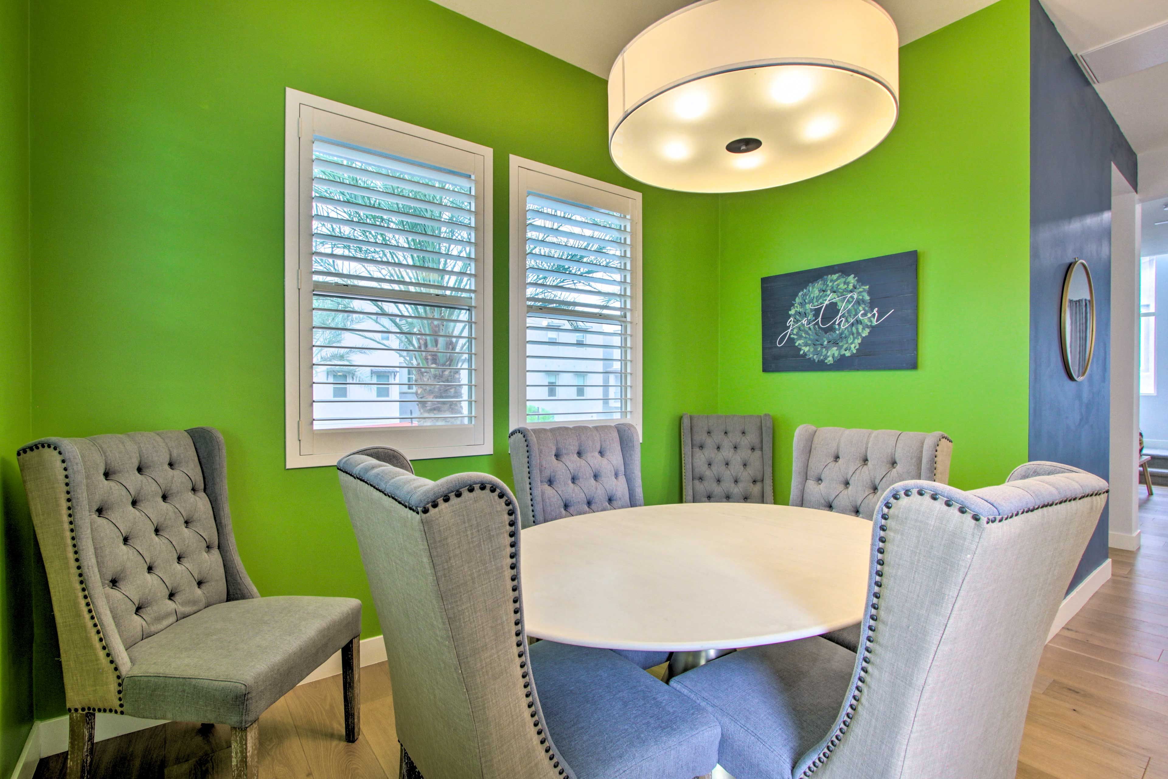 Dining Area | Dishware/Flatware | Trash Bags/Paper Towels