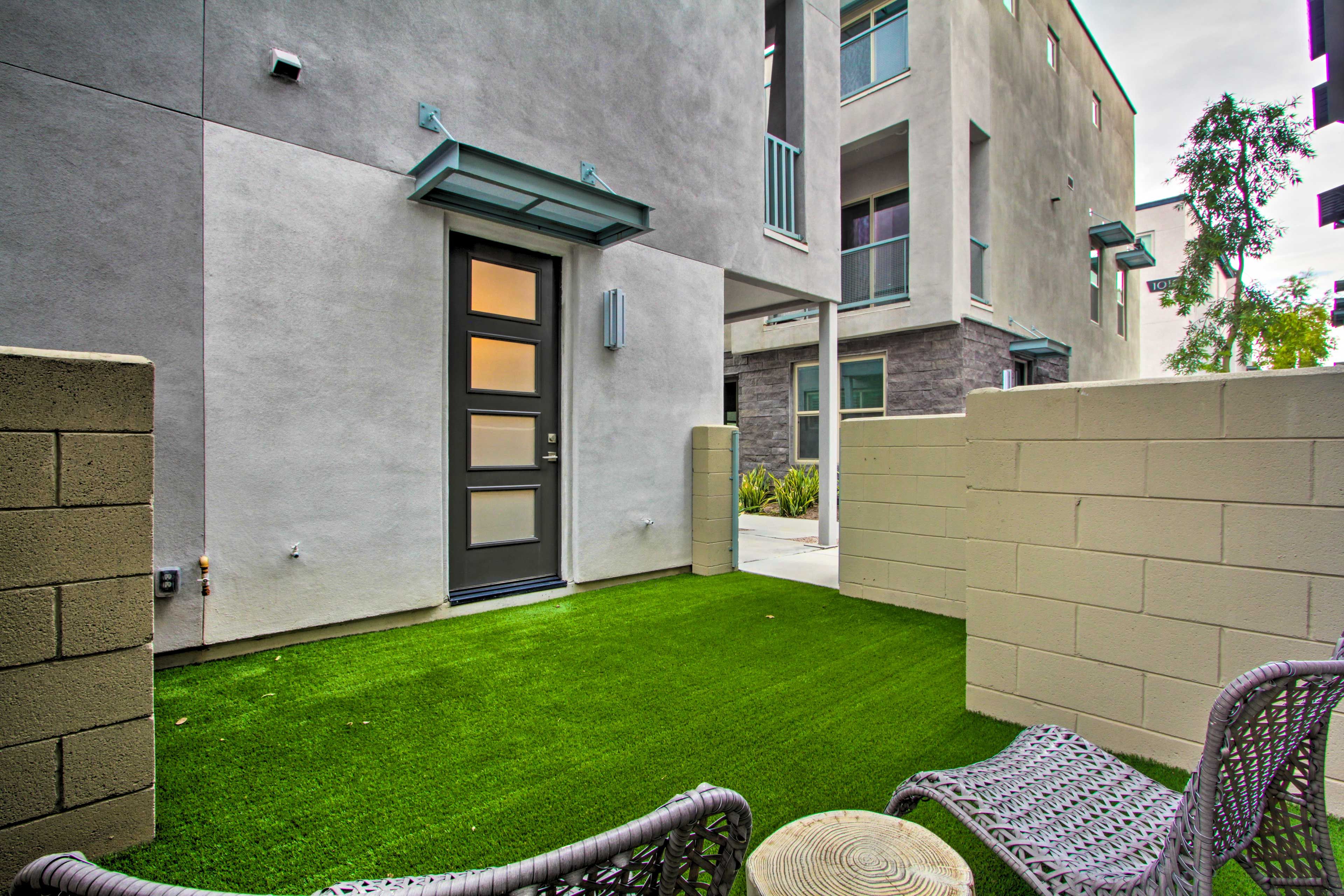 Patio Green Space | 3-Story Condo | Pet Friendly w/ Fee | Central AC