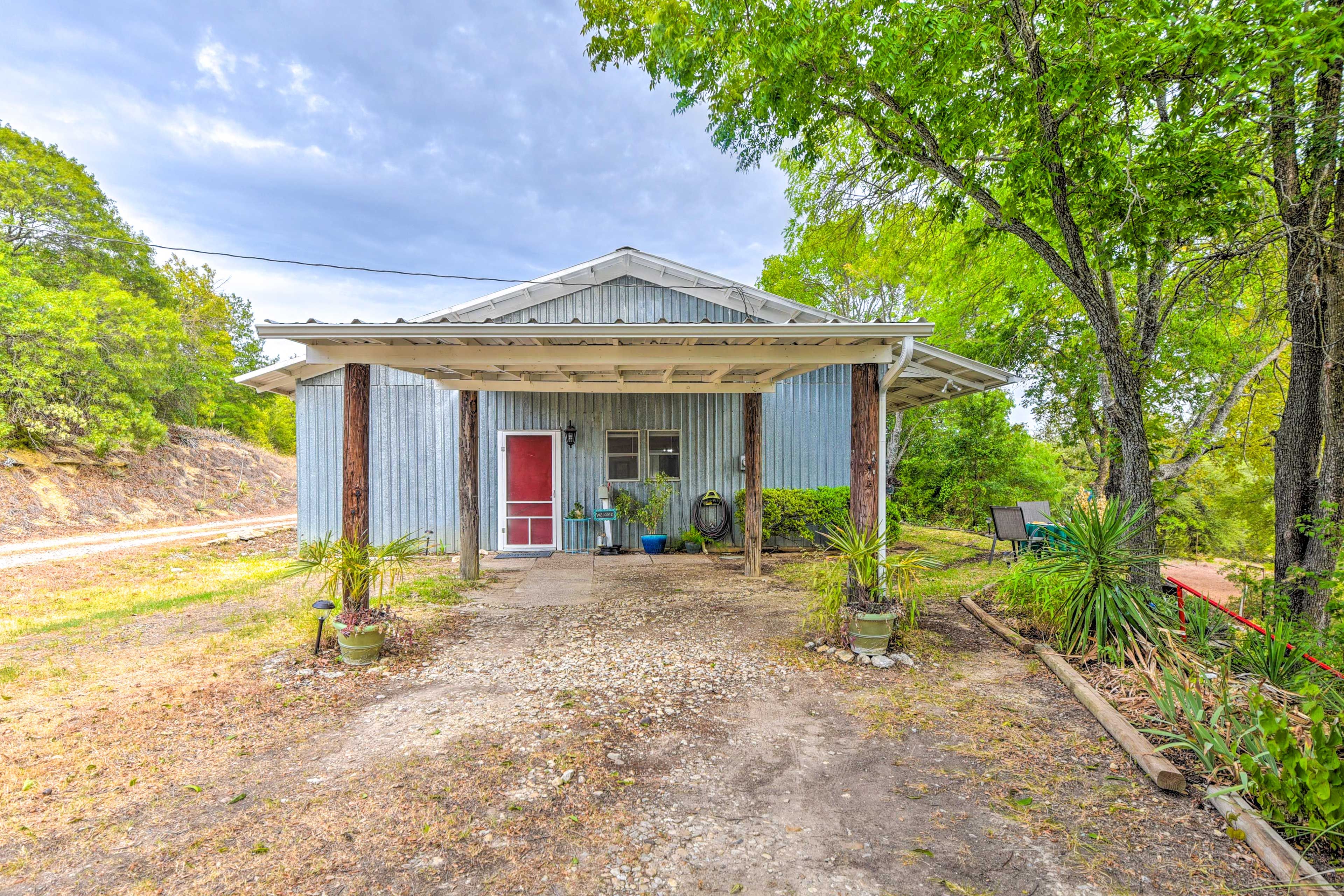 Cottage Exterior | Carport Parking (1 Vehicle) | Driveway (3 Vehicles)