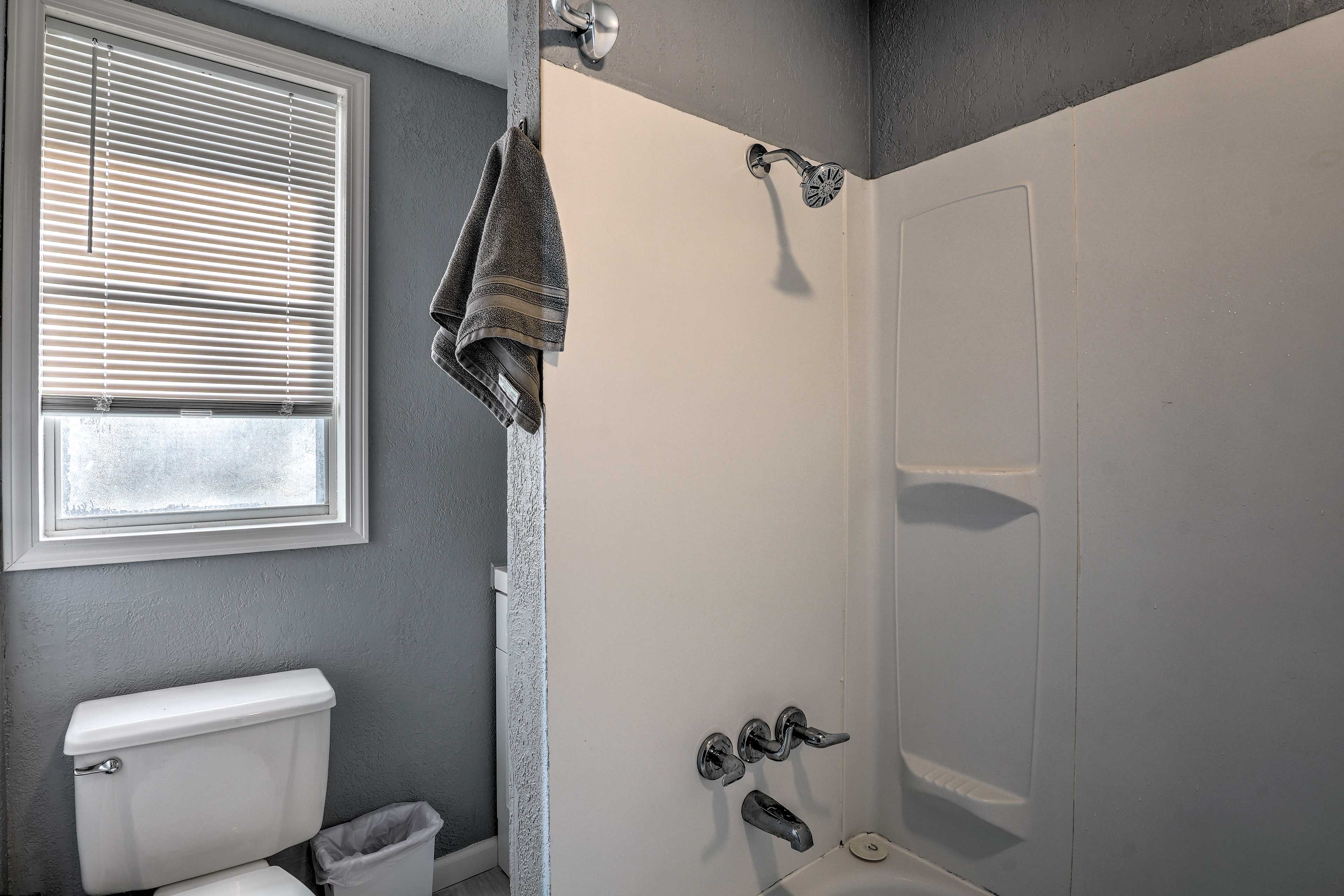 Full Bathroom