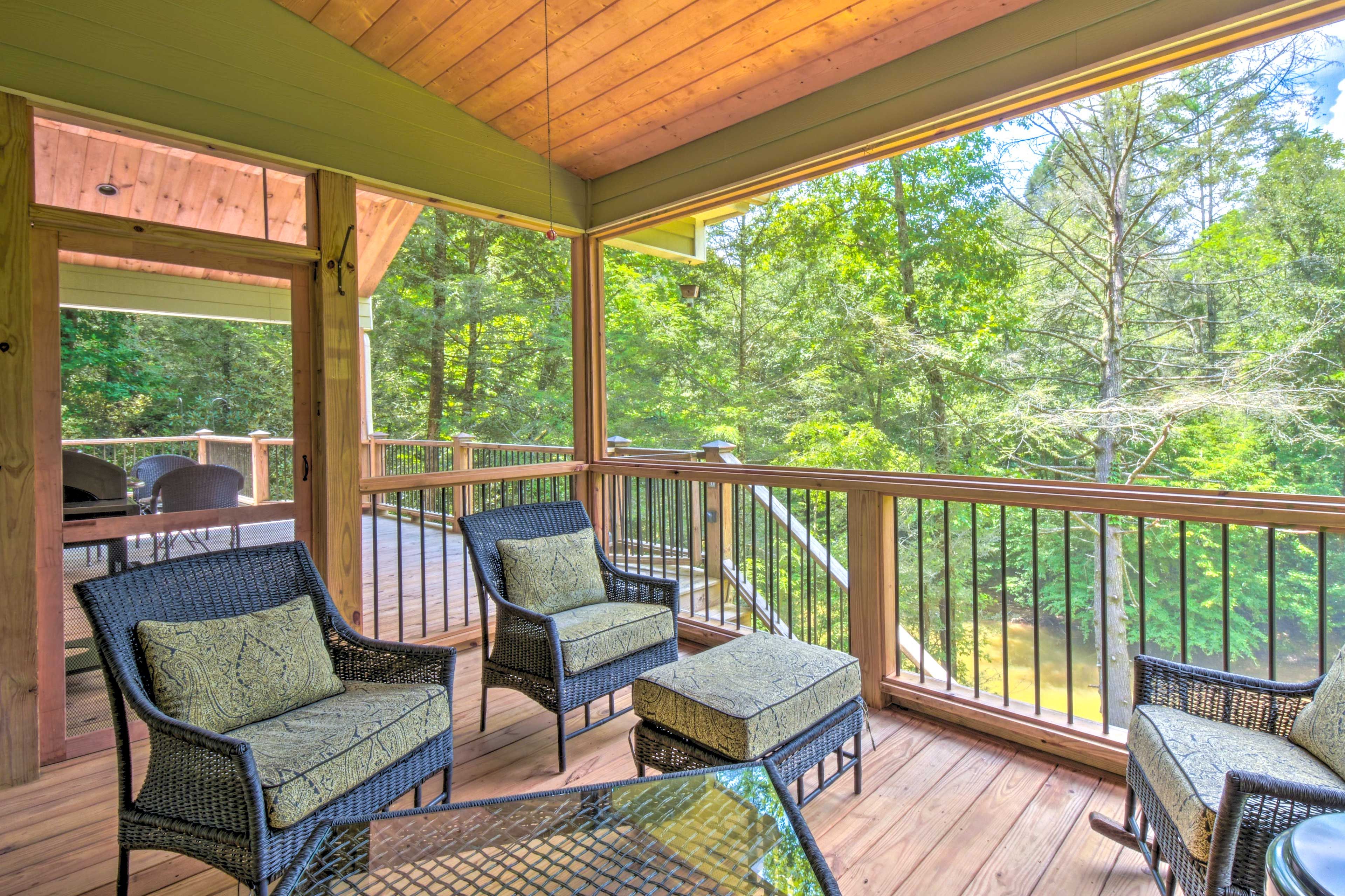 Covered Deck | Outdoor Propane Heater | River View