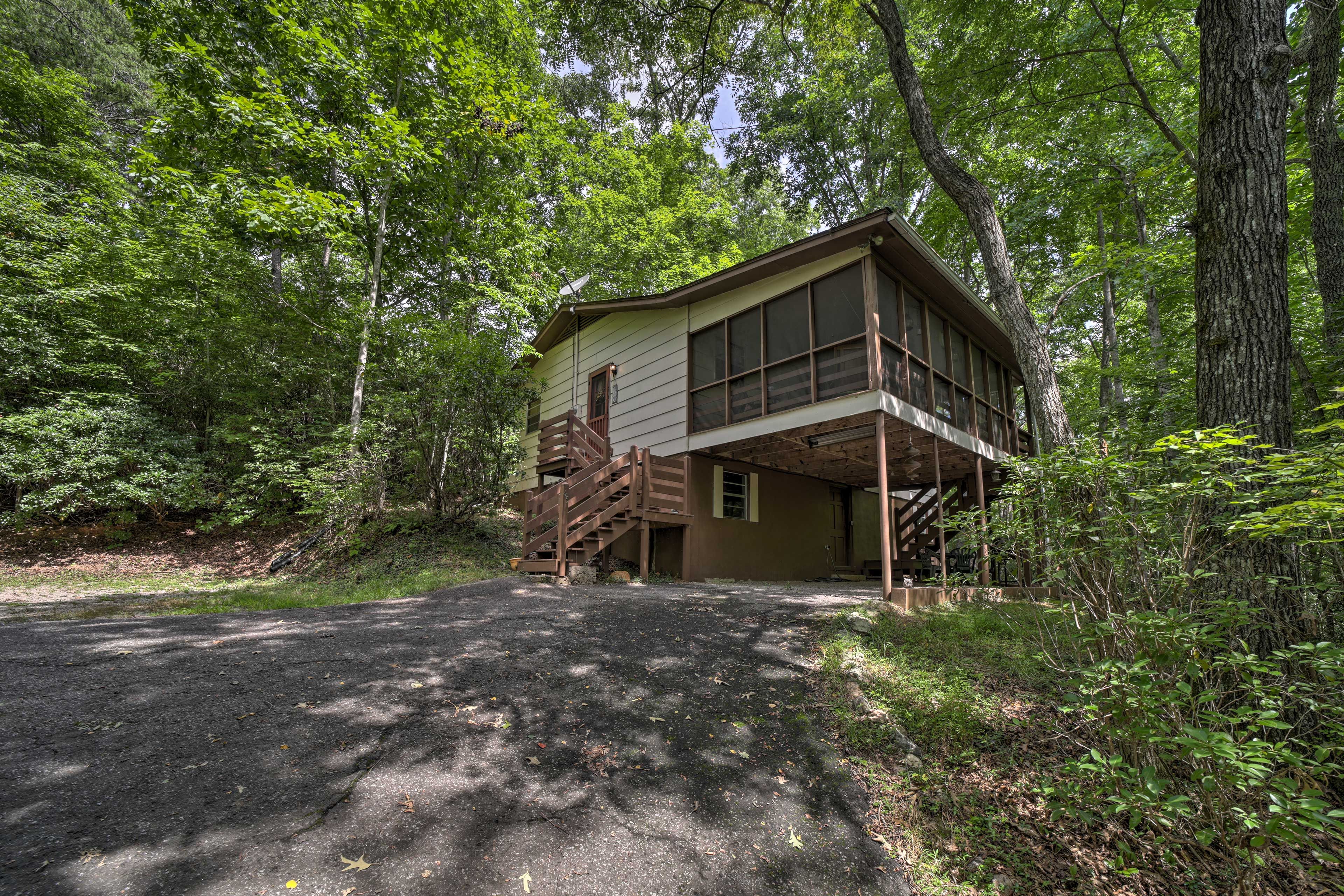 Cabin Exterior | Covered Space (1 Vehicle) | Driveway (2 Vehicles)