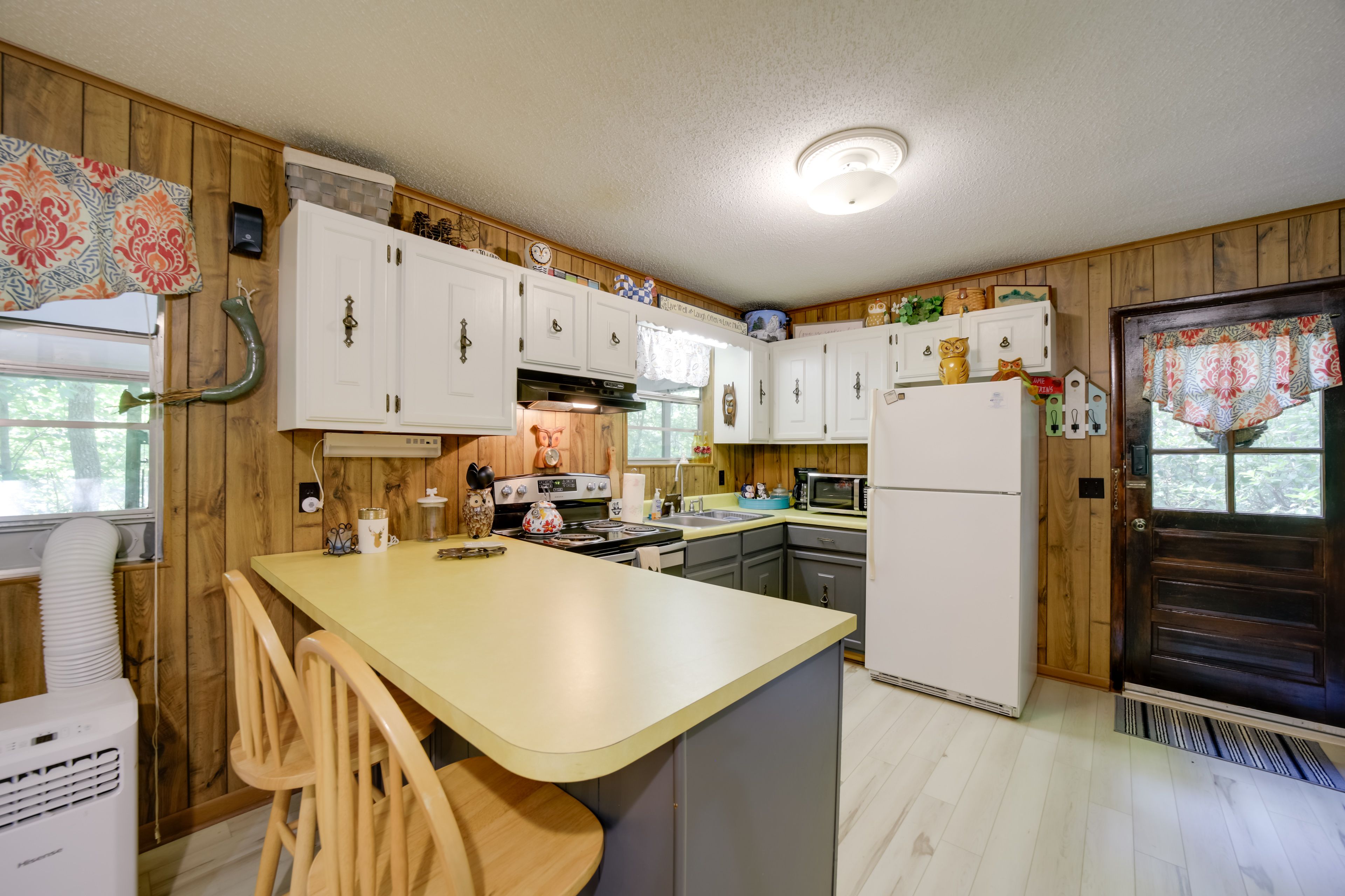 Kitchen | Cooking Basics | Coffee Maker | Complimentary Spices