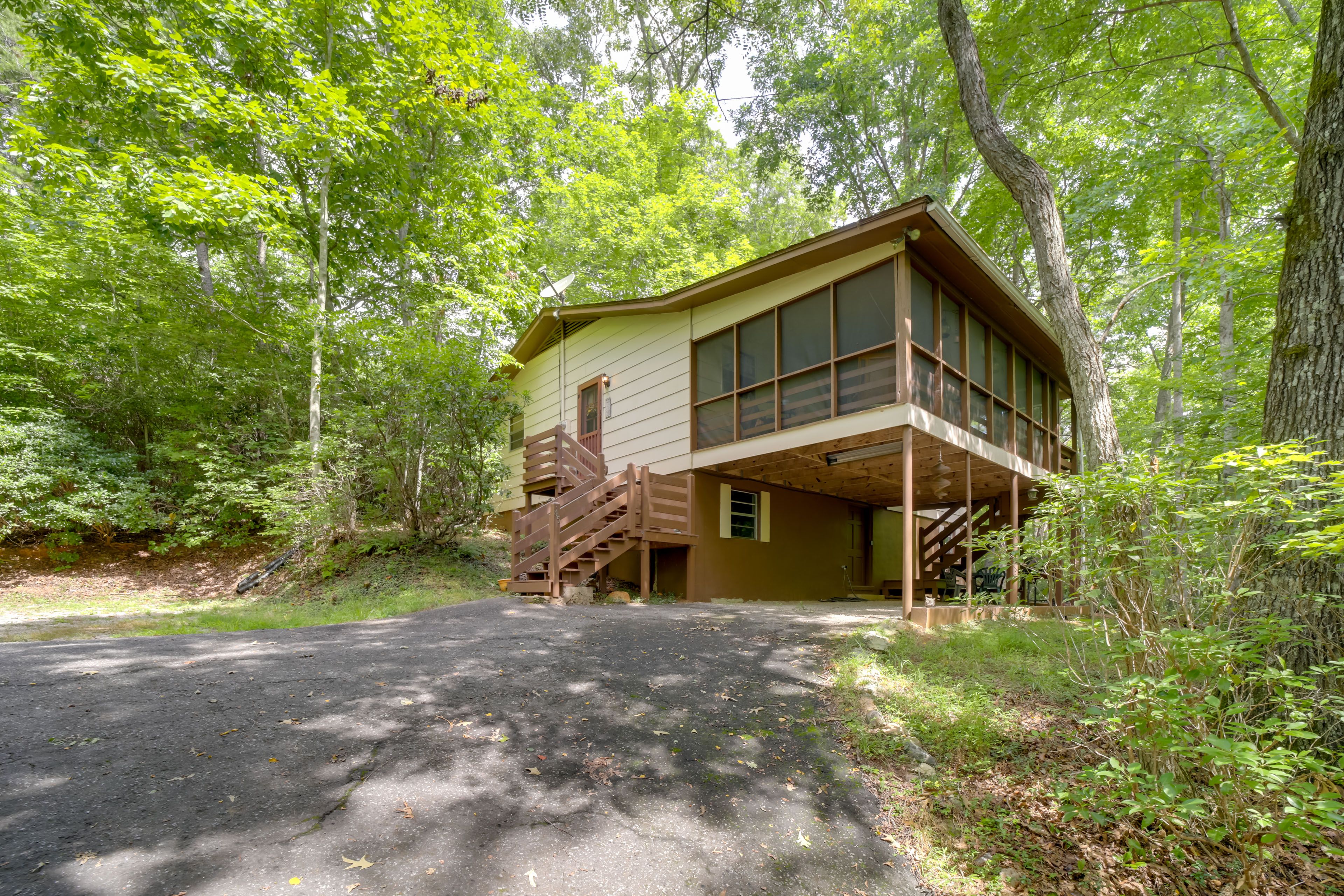 Cabin Exterior | Covered Space (1 Vehicle) | Driveway (2 Vehicles)