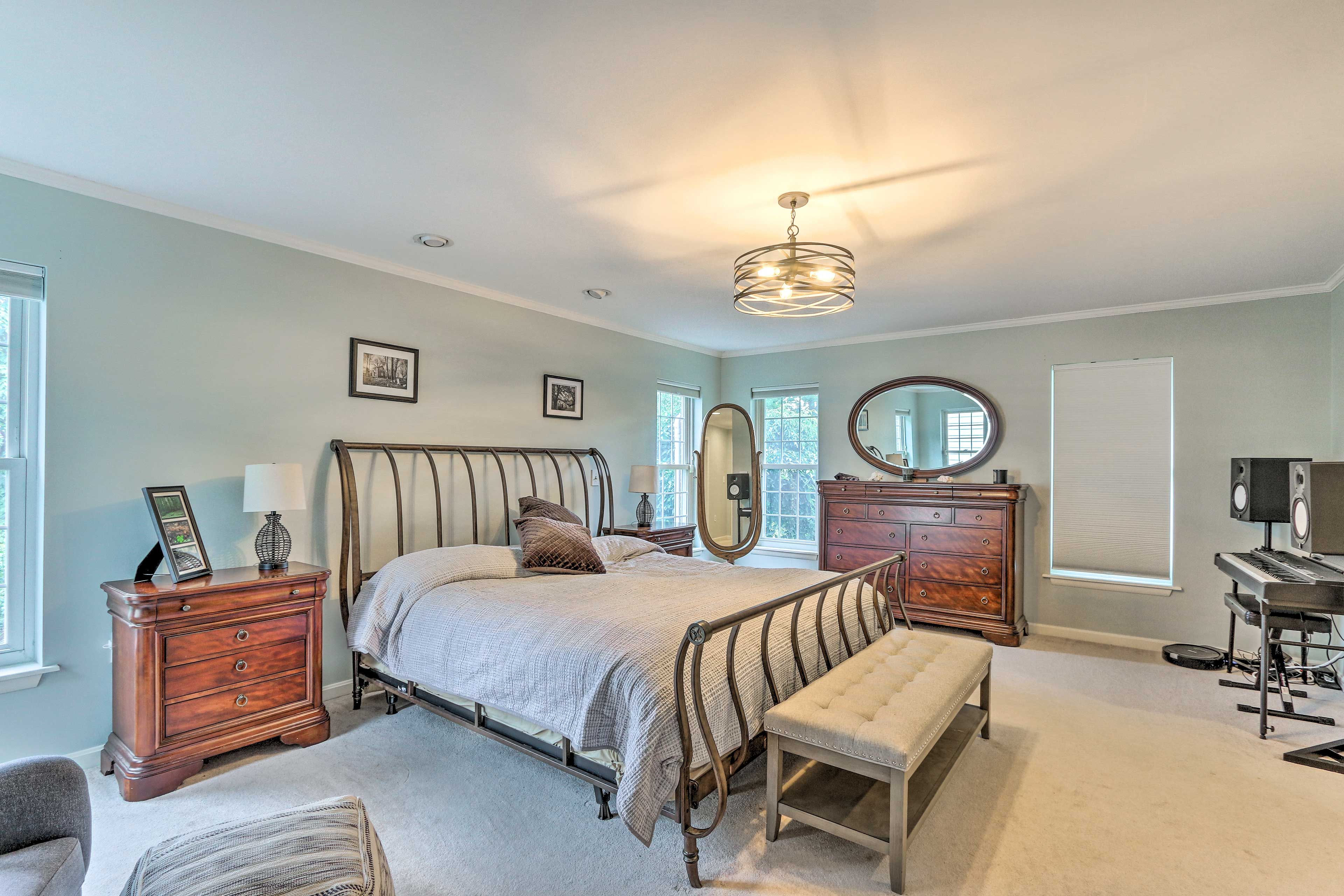 Bedroom 1 | California King Bed | 1st Floor | Stairs Required