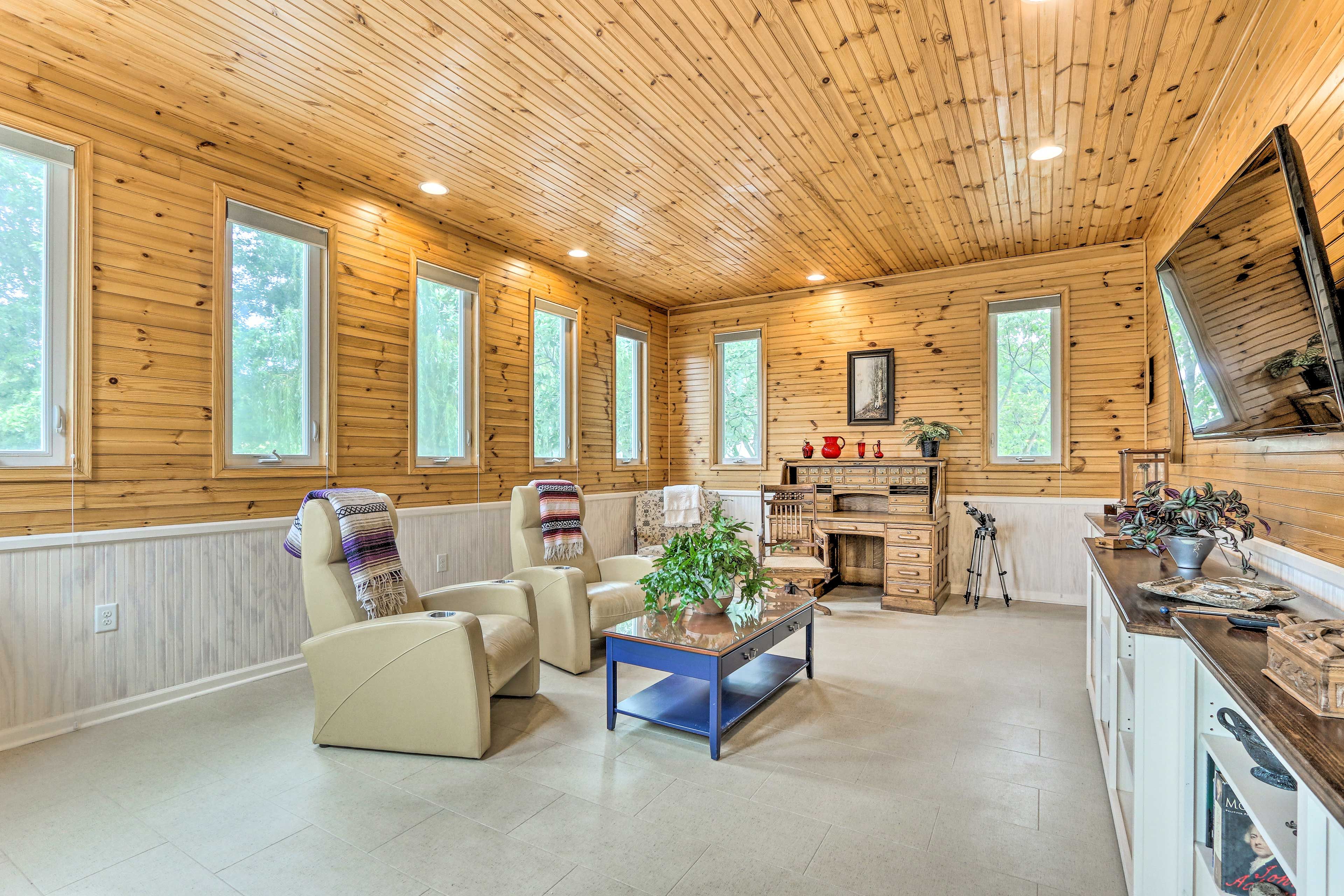 Living Area | 1st Floor | Stairs Required | Smart TV