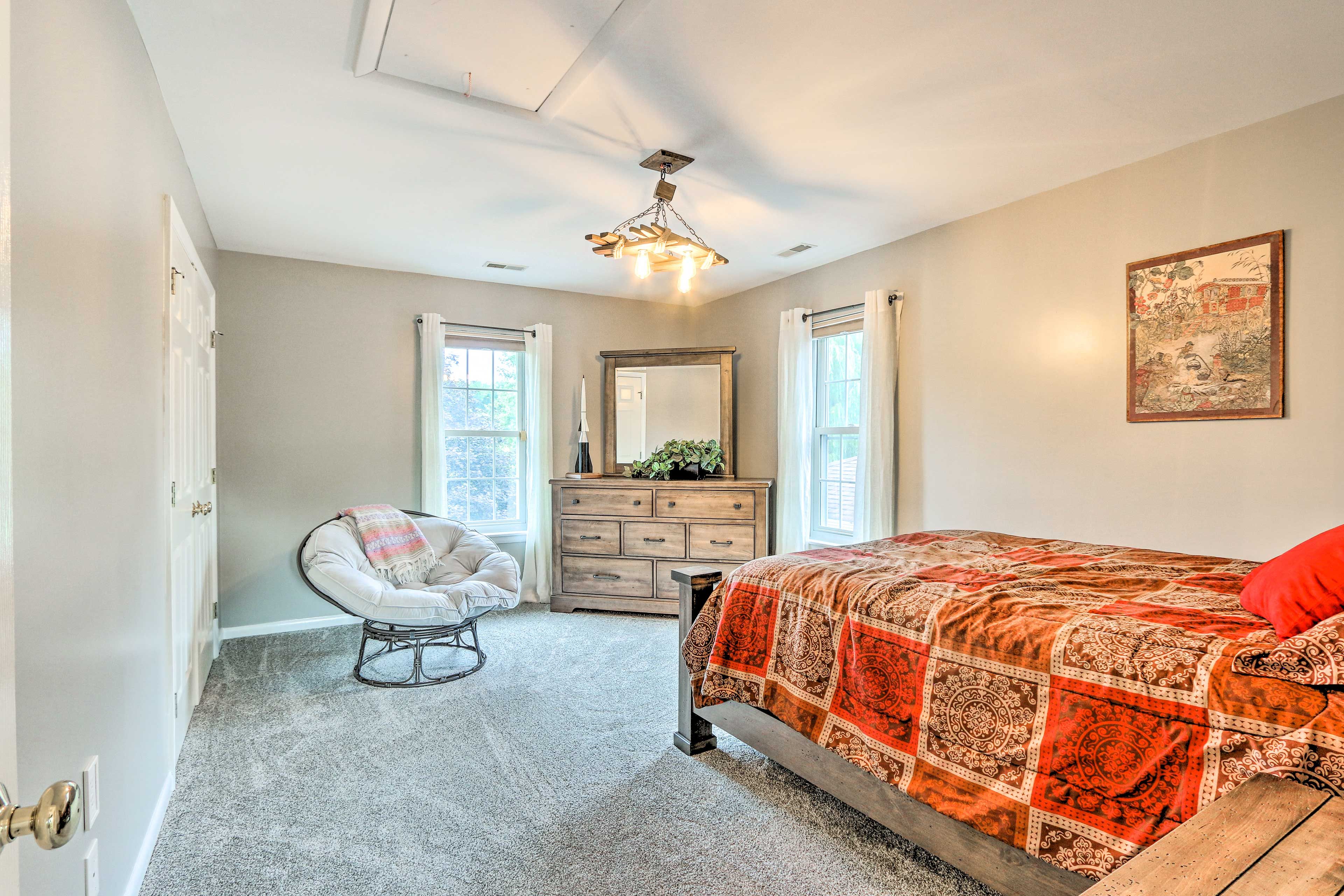 Bedroom 4 | Queen Bed | 2nd Floor | Stairs Required