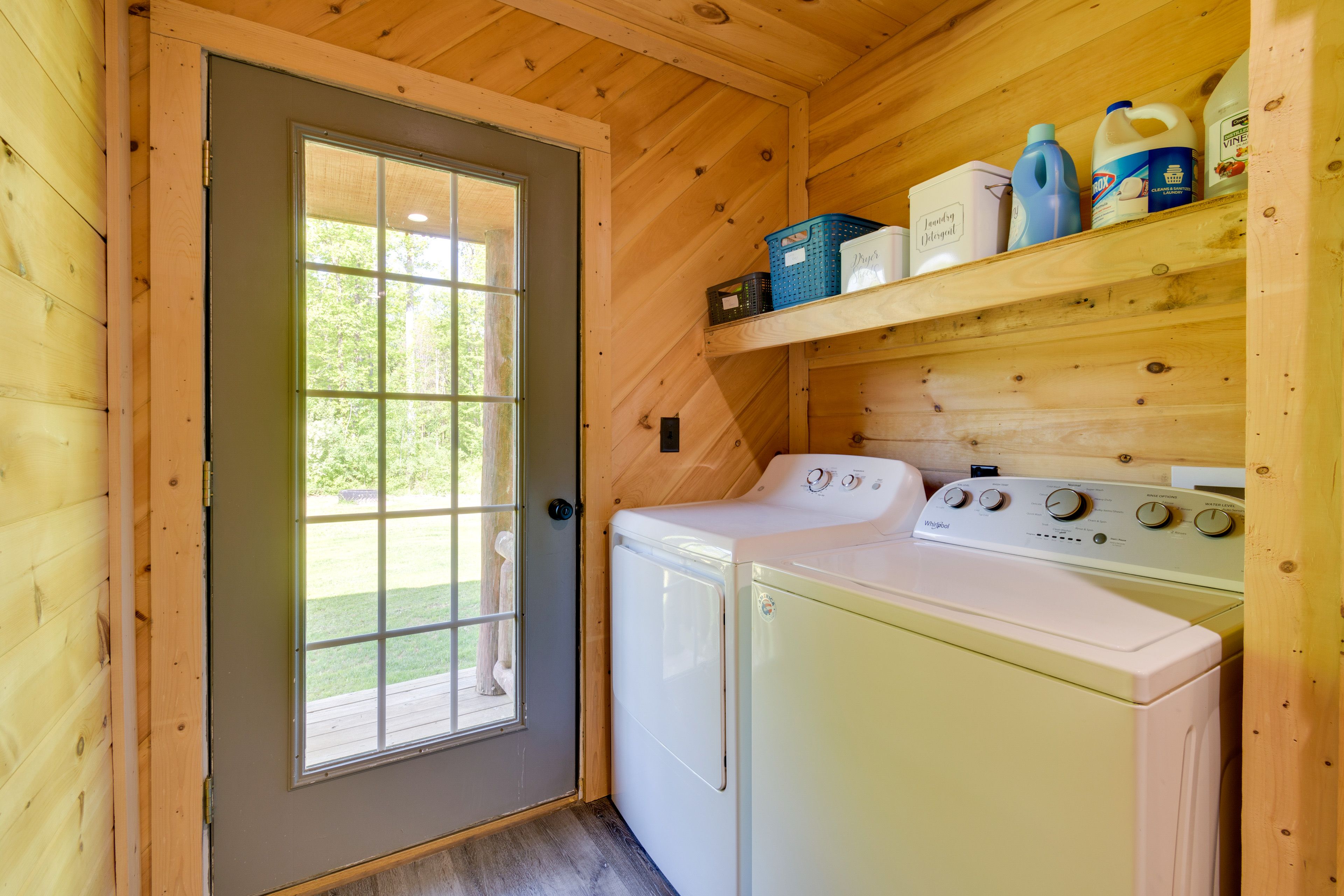 In-Unit Laundry | Washer & Dryer