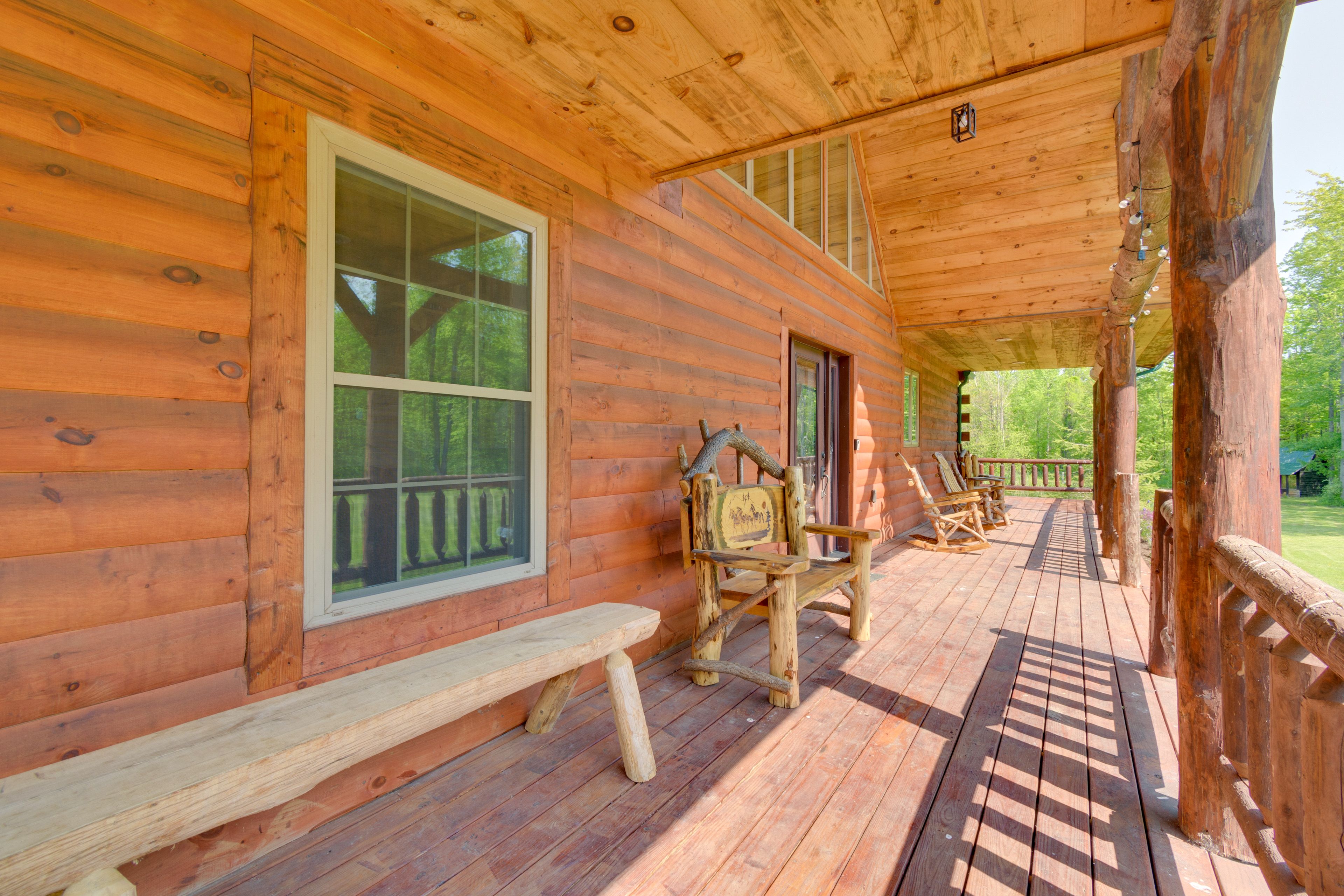 Front Entrance | Covered Porch