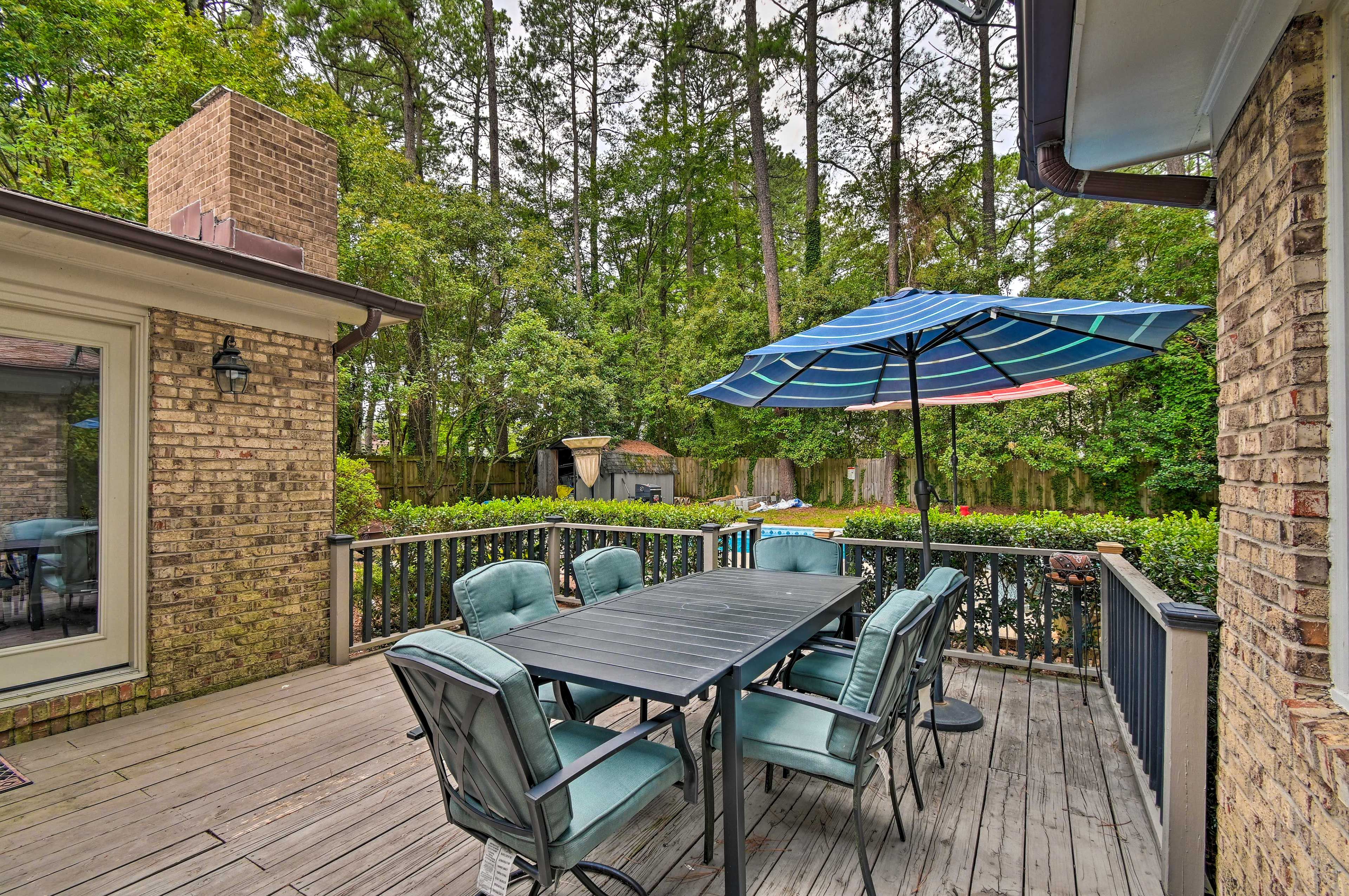 Deck | Outdoor Dining Area