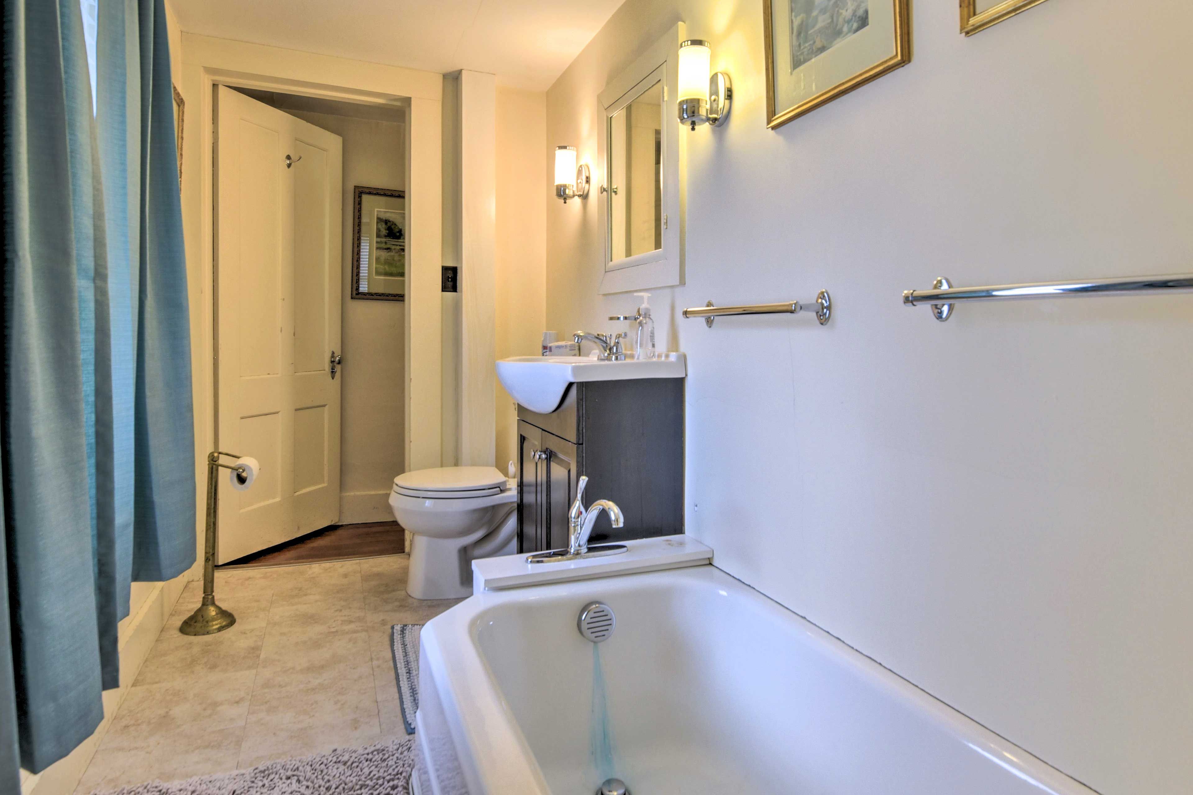 En-Suite Bathroom