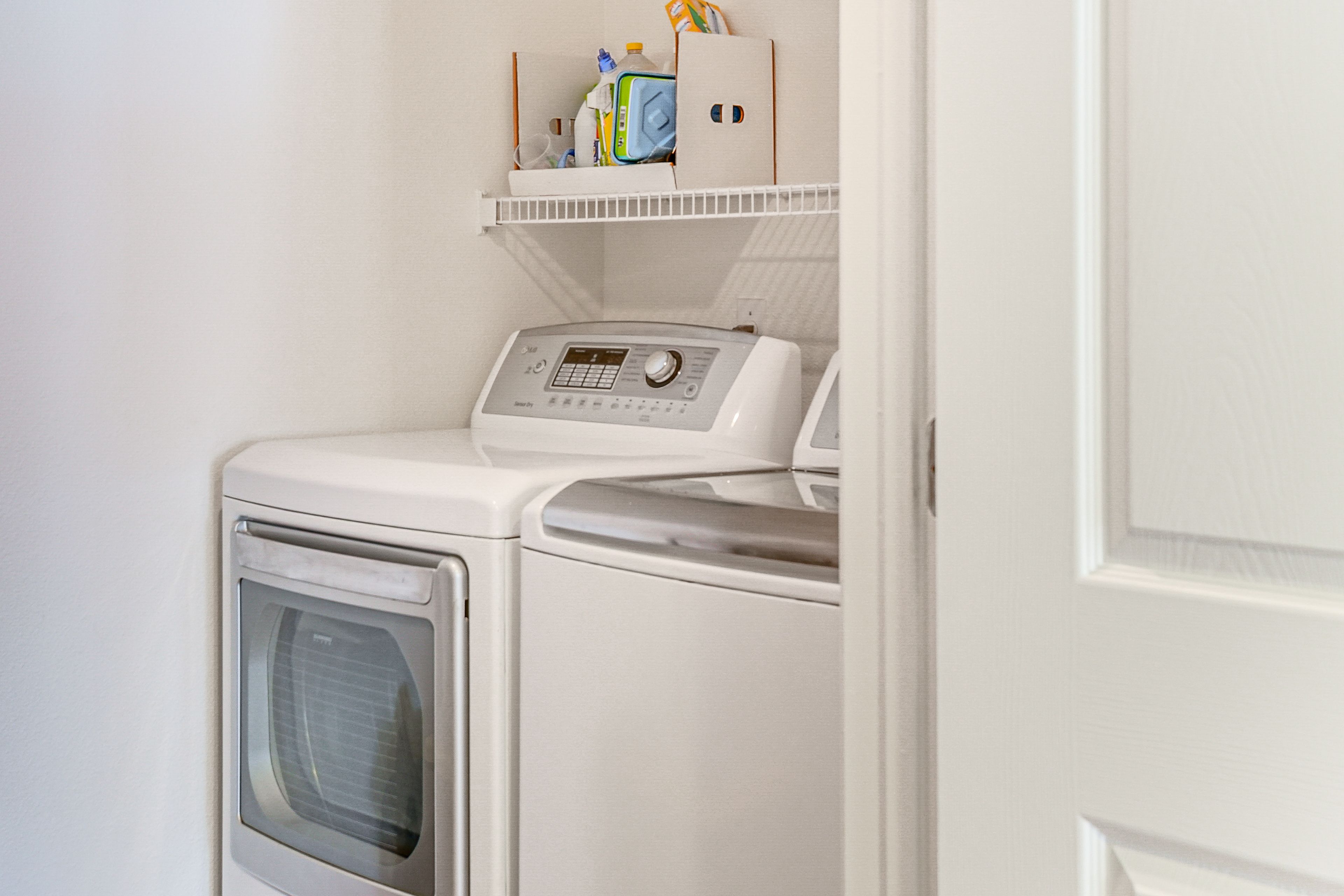Laundry Room | Washer & Dryer