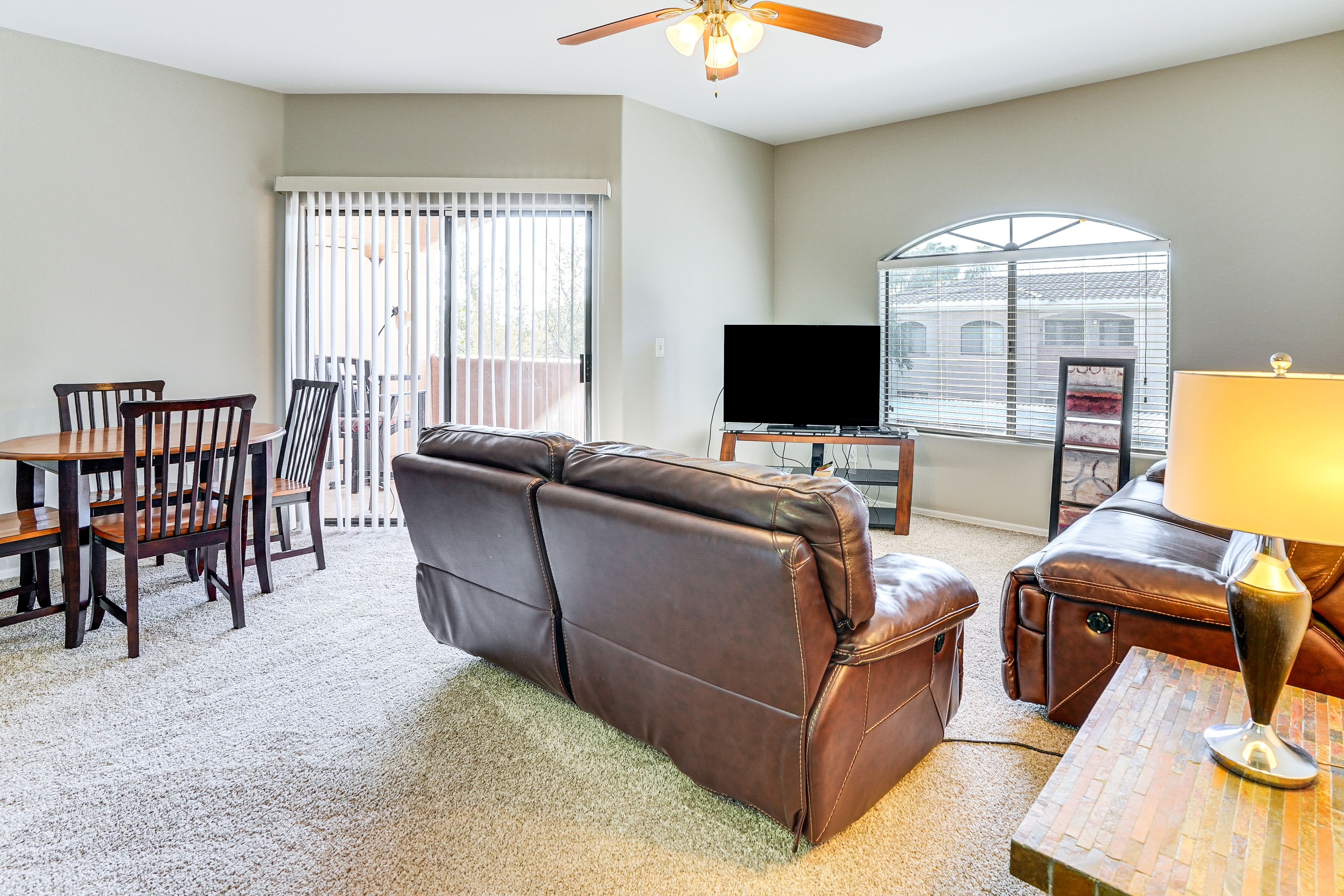 Living Room | Free WiFi | Central Heating & A/C