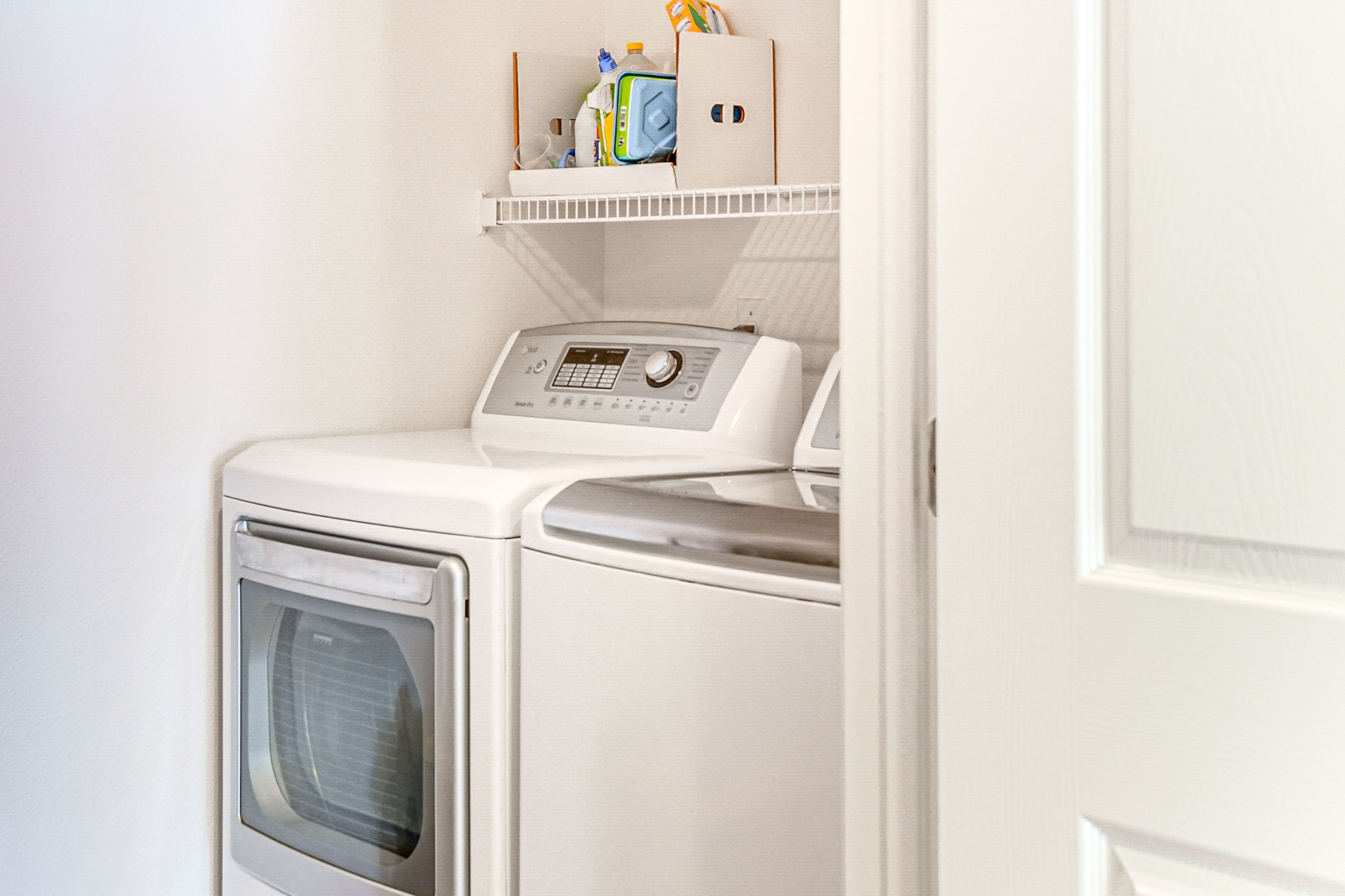 Laundry Room | Washer & Dryer