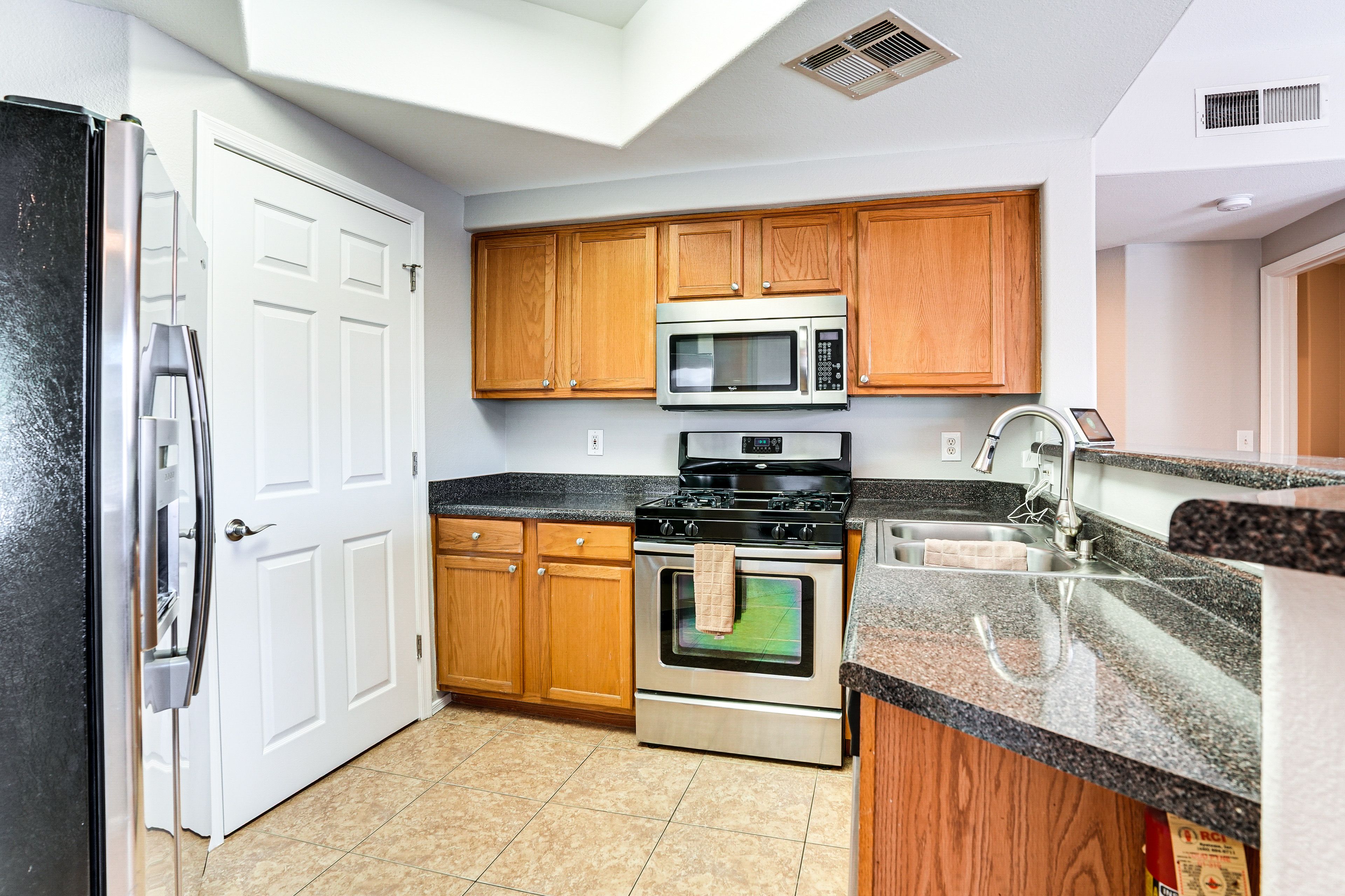 Kitchen | Blender | Coffee Grinder | Crockpot | Toaster Oven