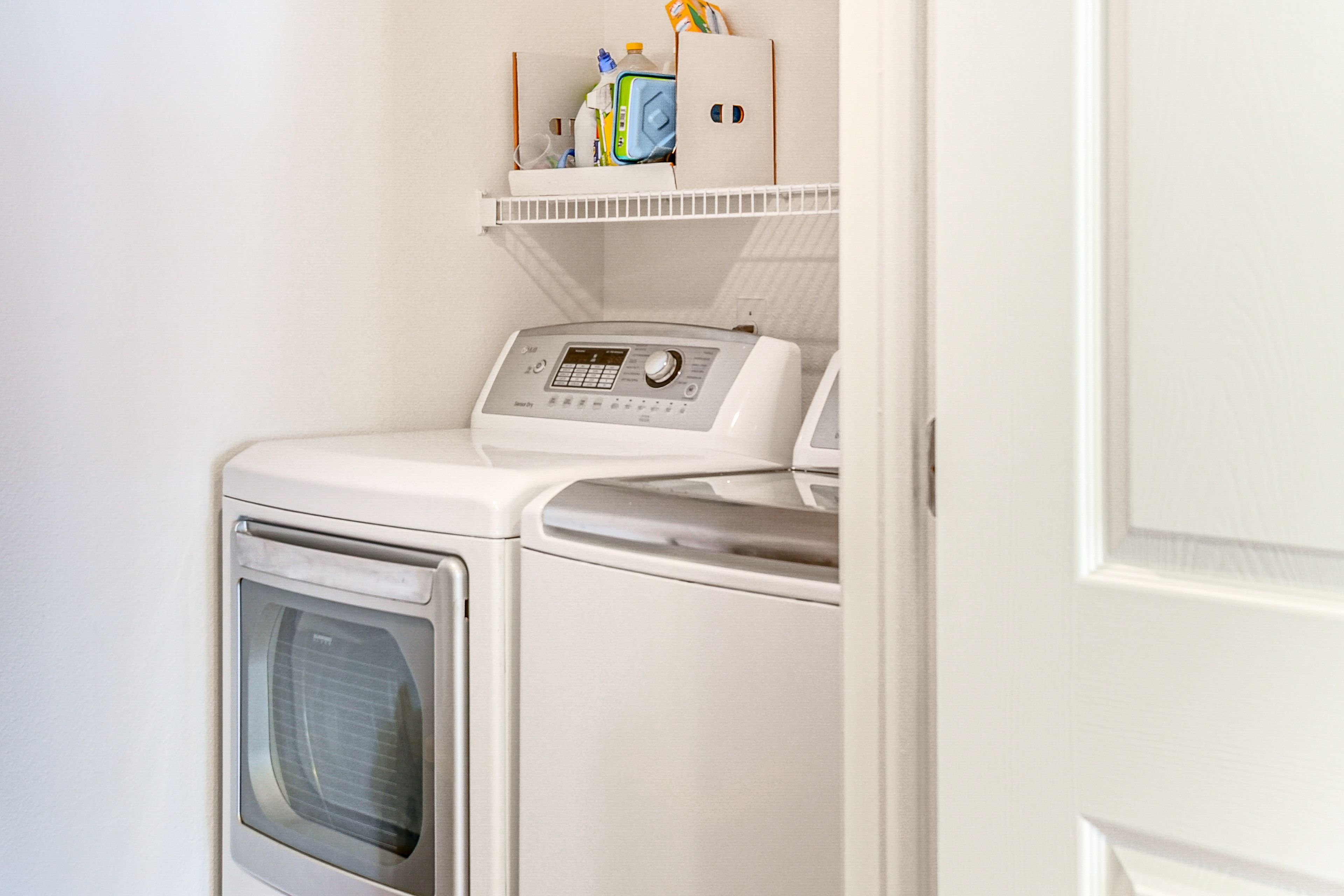 Laundry Room | Washer & Dryer